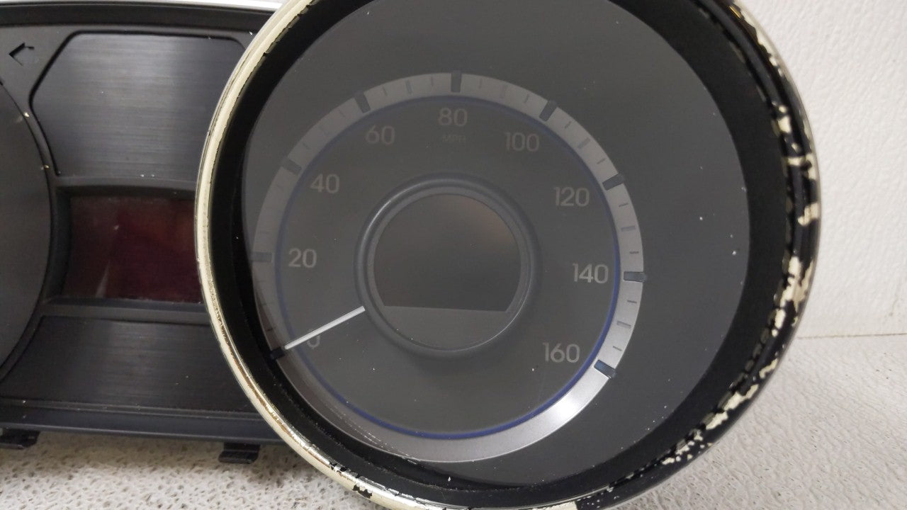 2011-2014 Hyundai Sonata Instrument Cluster Speedometer Gauges P/N:94001-3Q014 94001-3Q013 Fits Fits 2011 2012 2013 2014 OEM