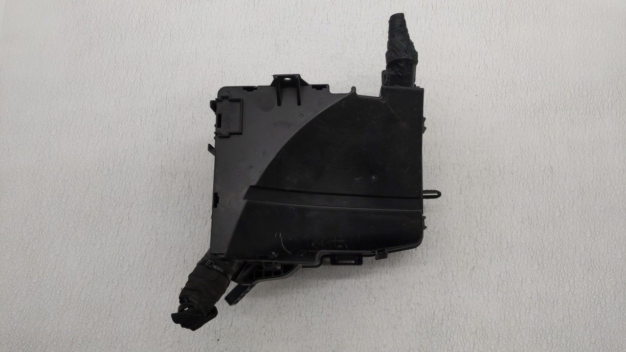 2014 Hyundai Sonata Fusebox Fuse Box Panel Relay Module P/N:91750-3Q070 Fits Fits 2011 2012 2013 OEM Used Auto Parts - Oemus