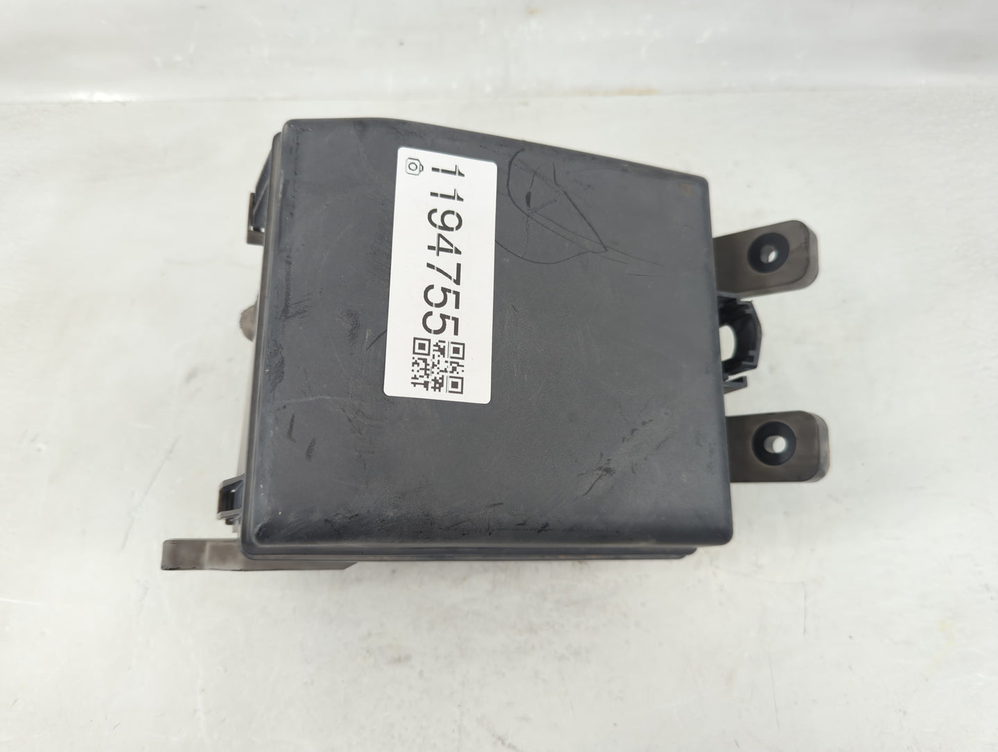 2014-2015 Hyundai Tucson Fusebox Fuse Box Panel Relay Module P/N:91941-2S120 Fits Fits 2014 2015 OEM Used Auto Parts - Oemus