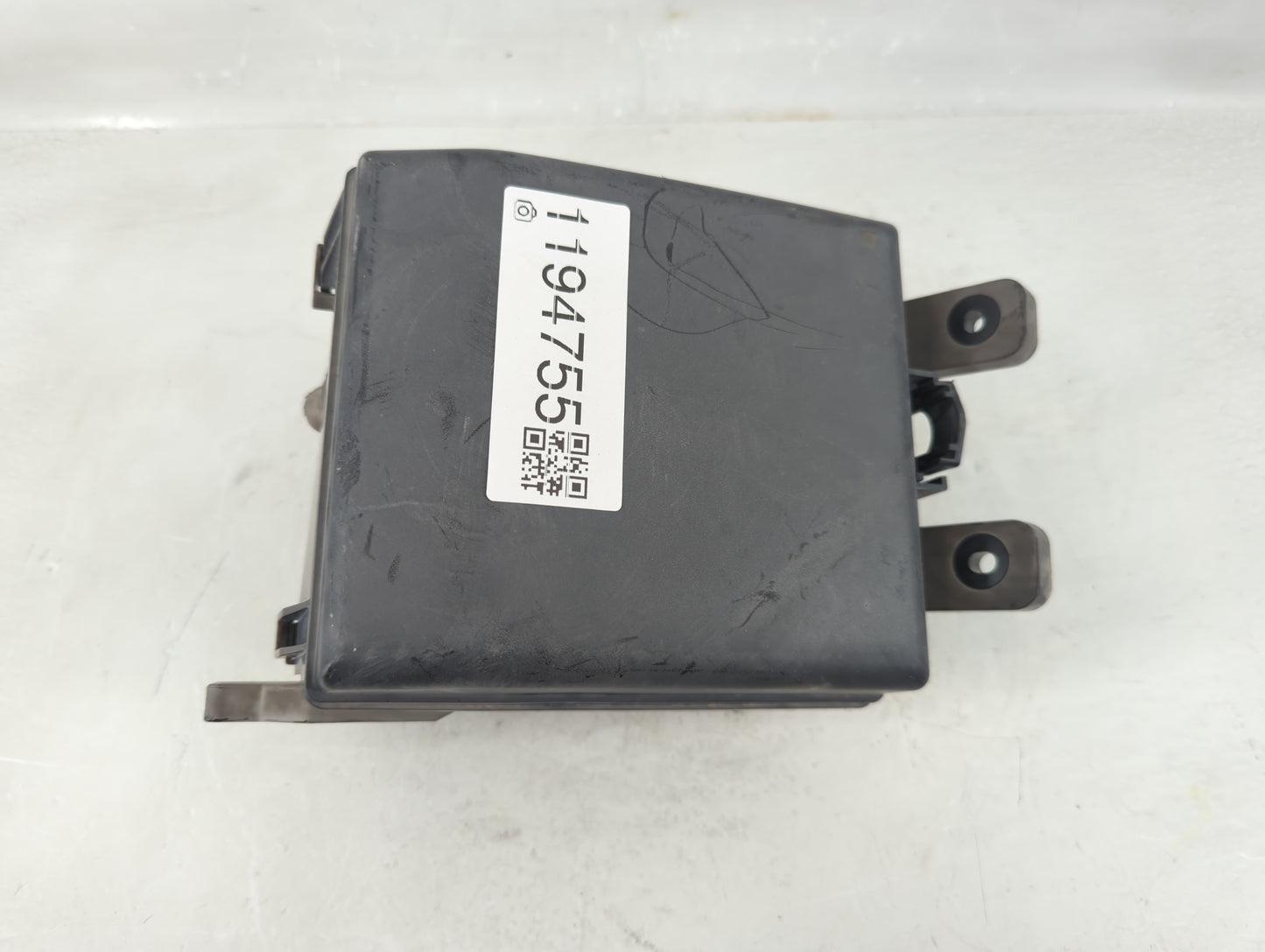 2014-2015 Hyundai Tucson Fusebox Fuse Box Panel Relay Module P/N:91941-2S120 Fits Fits 2014 2015 OEM Used Auto Parts - Oemus
