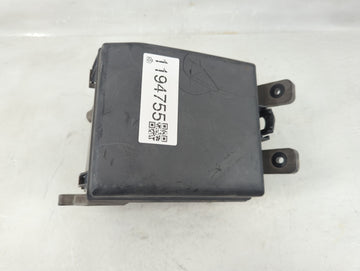 2014-2015 Hyundai Tucson Fusebox Fuse Box Panel Relay Module P/N:91941-2S120 Fits Fits 2014 2015 OEM Used Auto Parts - Oemus