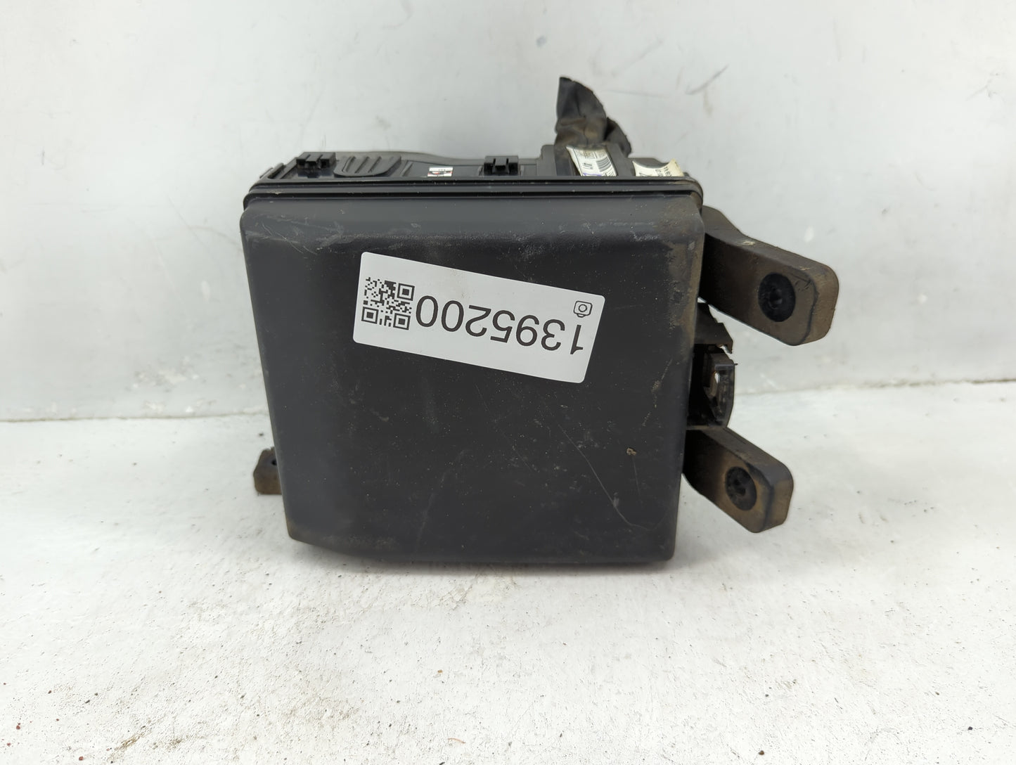 2014-2015 Hyundai Tucson Fusebox Fuse Box Panel Relay Module Fits Fits 2014 2015 OEM Used Auto Parts - Oemusedautoparts1.com