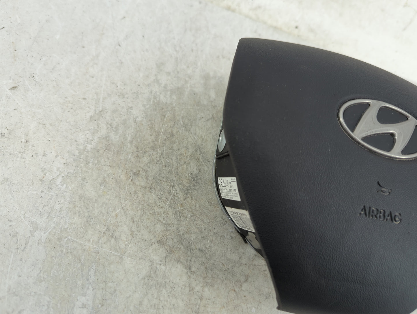 2011-2016 Hyundai Tucson Air Bag Driver Left Steering Wheel Mounted Fits Fits 2011 2012 2013 2014 2015 2016 OEM Used Auto Pa