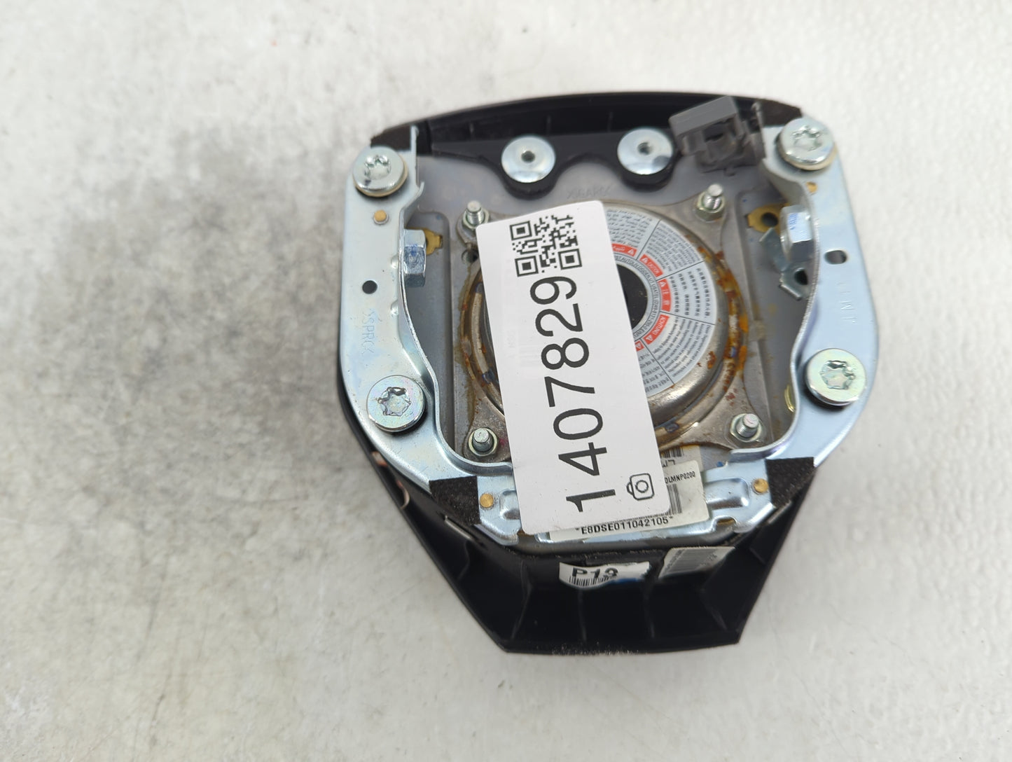 2011-2016 Hyundai Tucson Air Bag Driver Left Steering Wheel Mounted Fits Fits 2011 2012 2013 2014 2015 2016 OEM Used Auto Pa