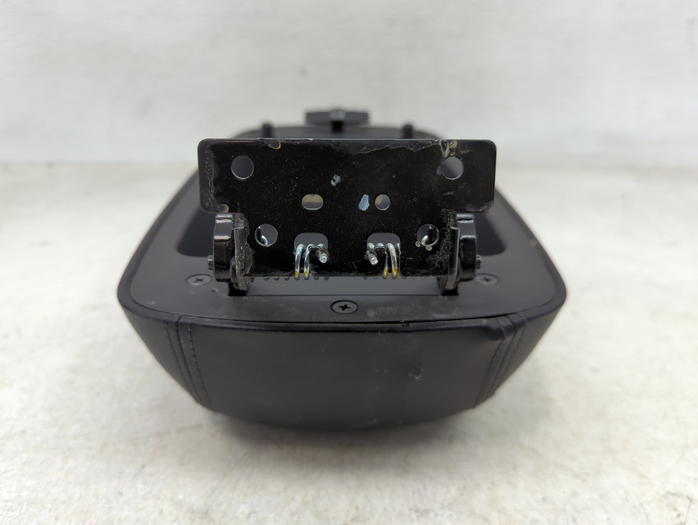 2014 Hyundai Tucson Center Console Armrest Cover Lid Fits OEM Used Auto Parts - Oemusedautoparts1.com