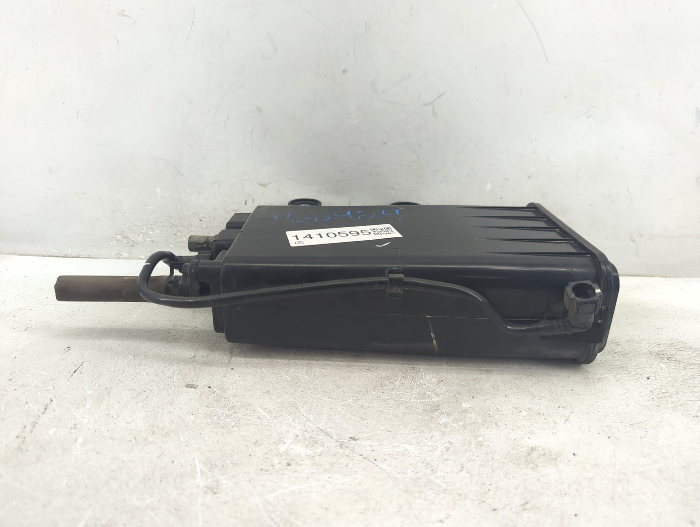 2014 Hyundai Tucson Fuel Vapor Charcoal Canister - Oemusedautoparts1.com
