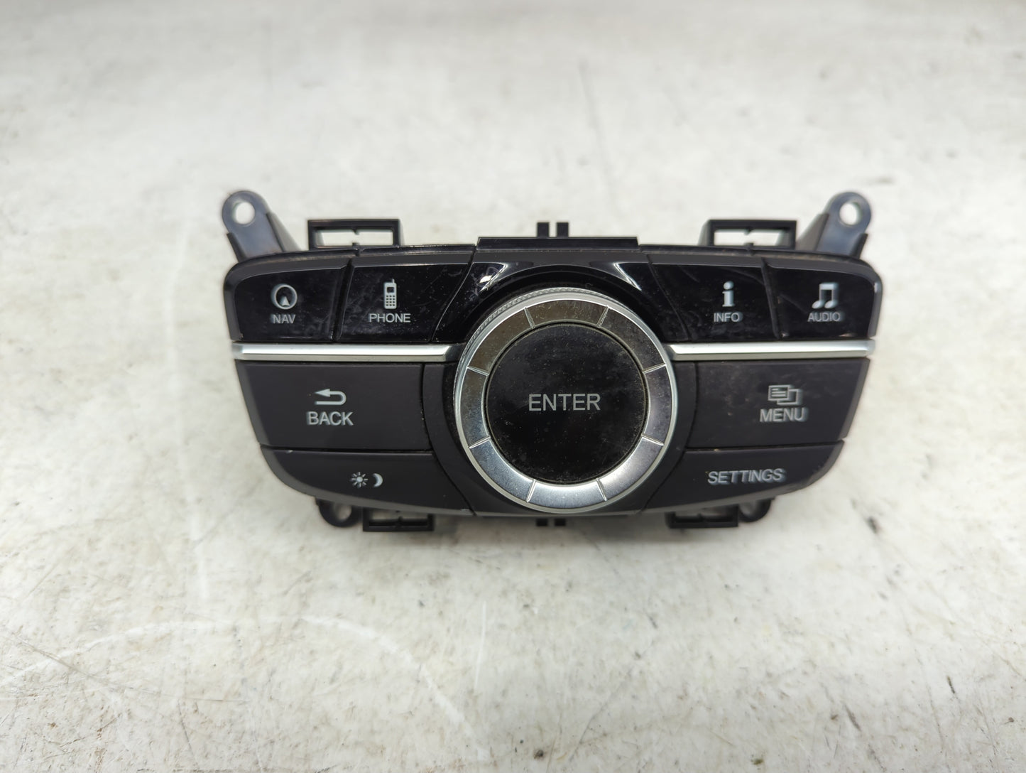 2014-2015 Hyundai Tucson Radio AM FM Cd Player Receiver Replacement P/N:96170-2S910TJP Fits Fits 2014 2015 OEM Used Auto Par