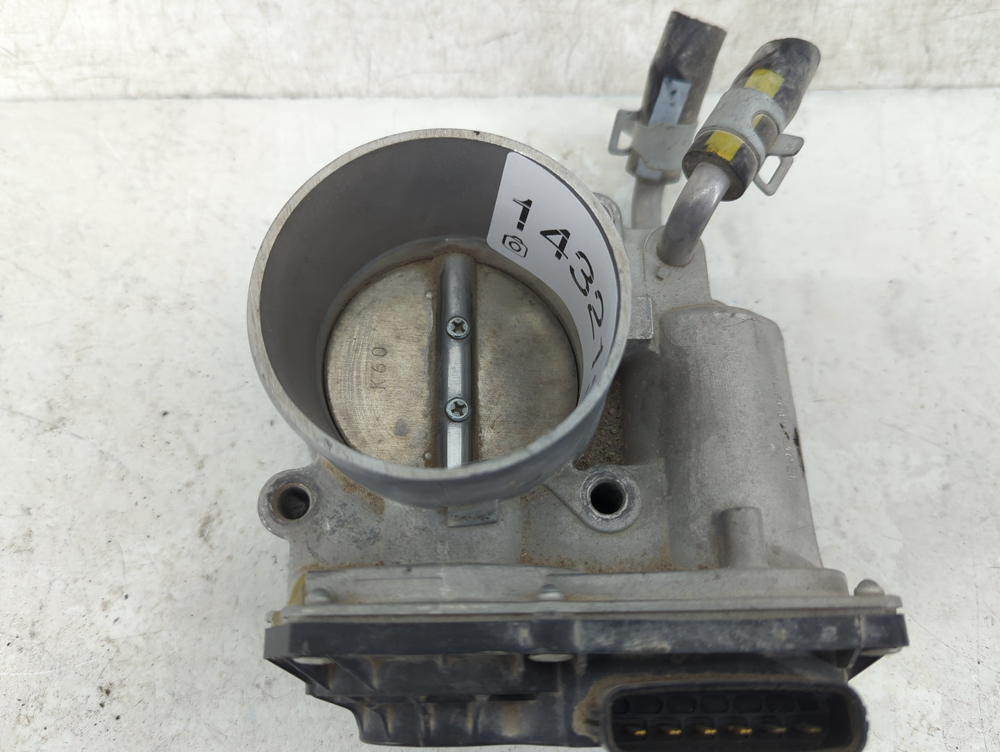 2014-2021 Hyundai Tucson Throttle Body P/N:35100-2E000 Fits Fits 2011 2012 2013 2014 2015 2016 2017 2018 2019 2020 2021 OEM 