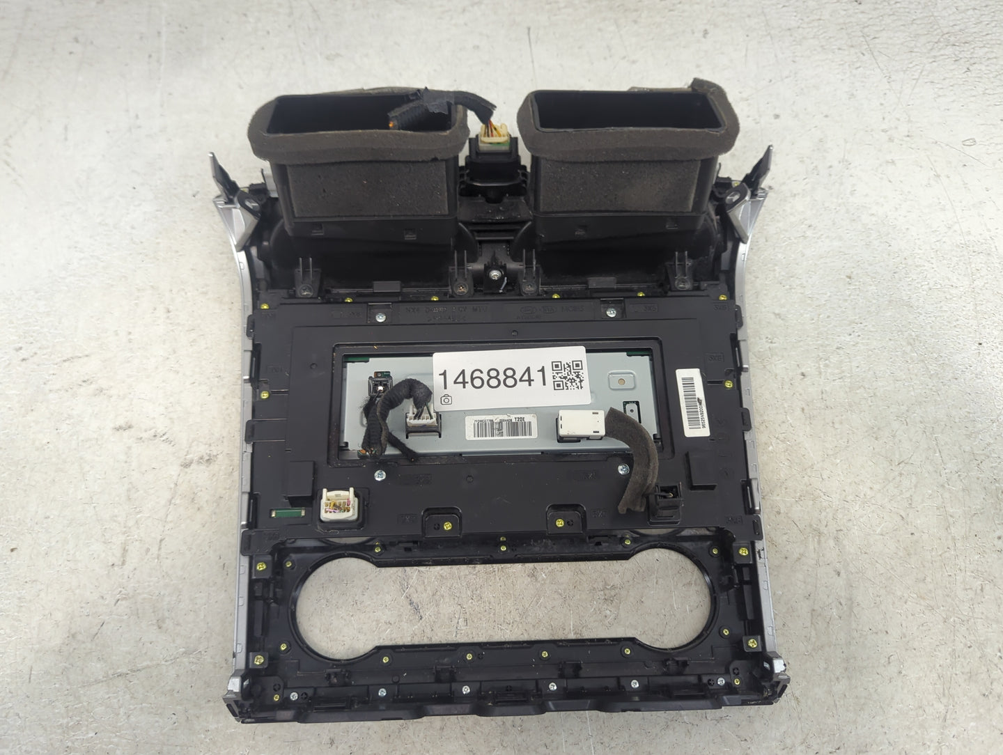 2014 Hyundai Tucson Radio AM FM Cd Player Receiver Replacement P/N:AWQ2312001B01 DGM-51NAXA0HET, 3DK1SNXA4US Fits OEM Used A
