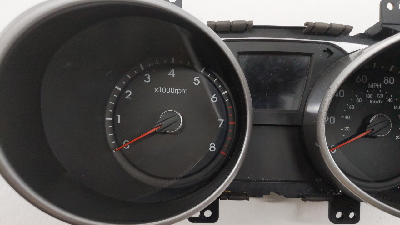 2014 Hyundai Tucson Instrument Cluster Speedometer Gauges P/N:94011-2S040 94011-2S020 Fits OEM Used Auto Parts - Oemusedauto