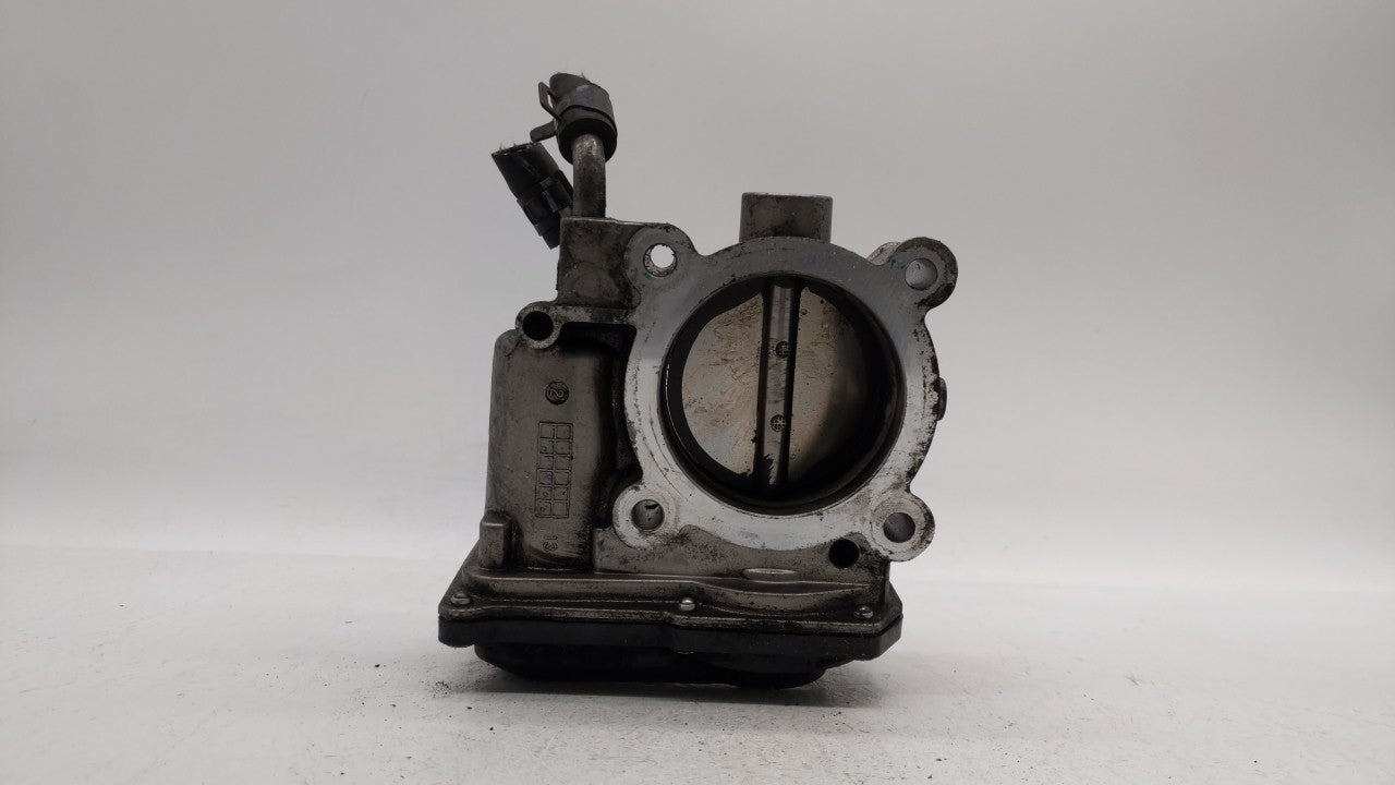 2014-2018 Hyundai Tucson Throttle Body P/N:35100-2E000 Fits Fits 2011 2012 2013 2014 2015 2016 2017 2018 2019 OEM Used Auto 