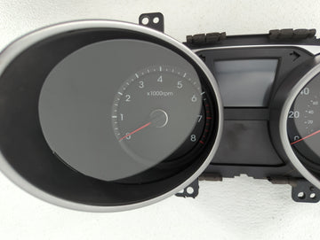 2014-2015 Hyundai Tucson Instrument Cluster Speedometer Gauges P/N:94011-2S080 Fits Fits 2014 2015 OEM Used Auto Parts
