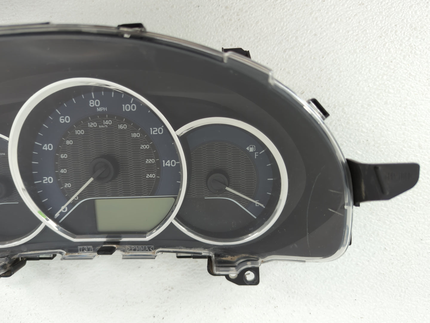 2014-2015 Hyundai Tucson Instrument Cluster Speedometer Gauges P/N:83800-0ZX10 94011-2S080 Fits Fits 2014 2015 OEM Used Auto