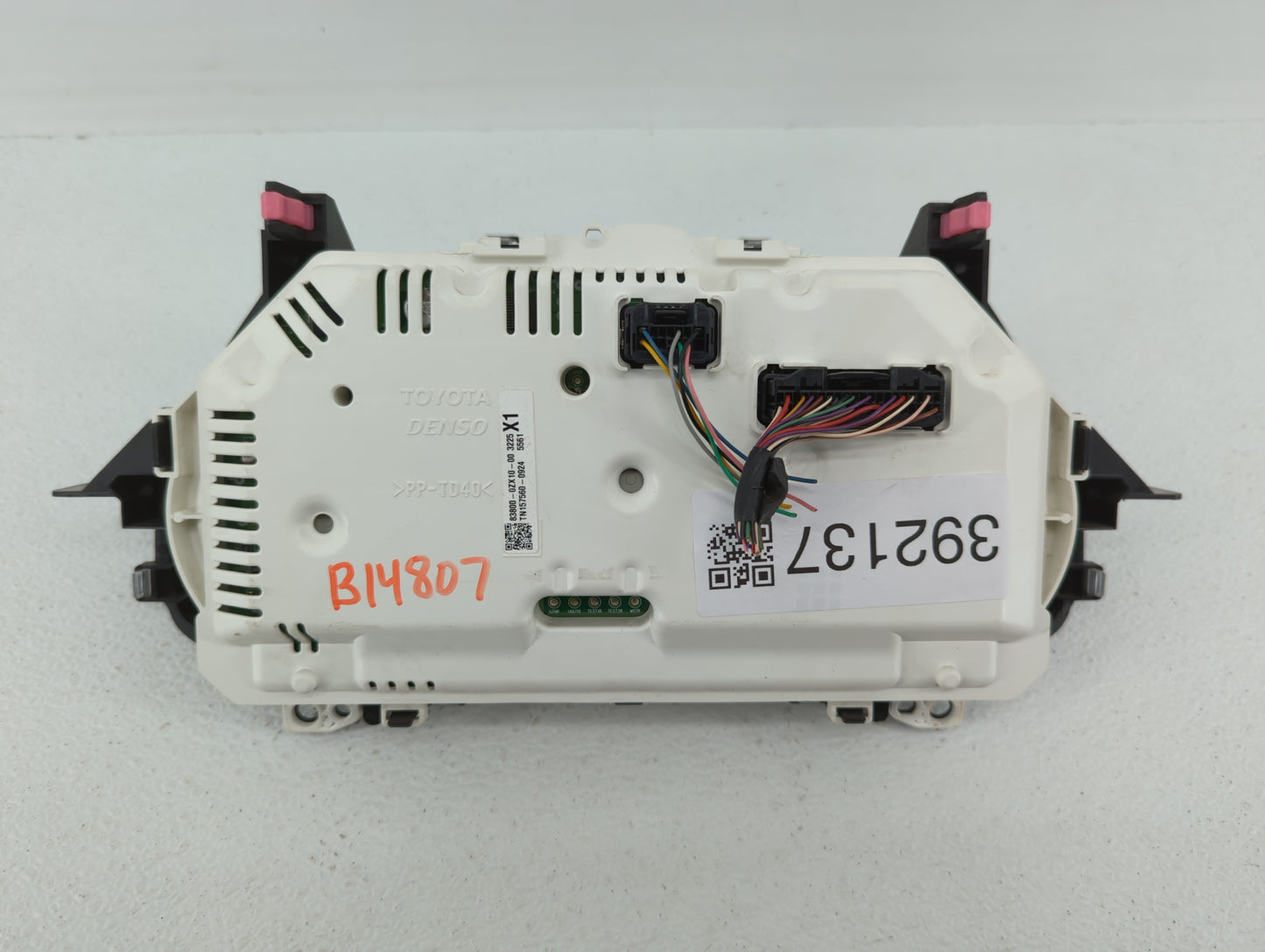 2014-2015 Hyundai Tucson Instrument Cluster Speedometer Gauges P/N:83800-0ZX10 94011-2S080 Fits Fits 2014 2015 OEM Used Auto