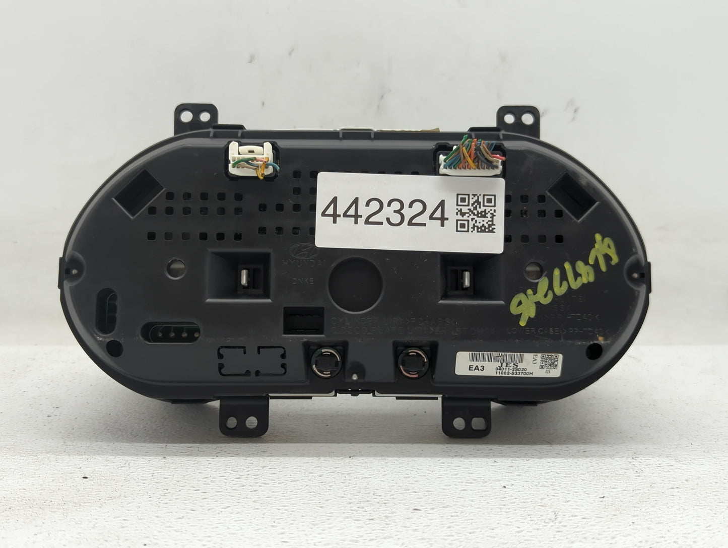 2014-2015 Hyundai Tucson Instrument Cluster Speedometer Gauges P/N:94011-2S040 94011-2S020 Miles: Fits Fits 2014 2015 OEM Us