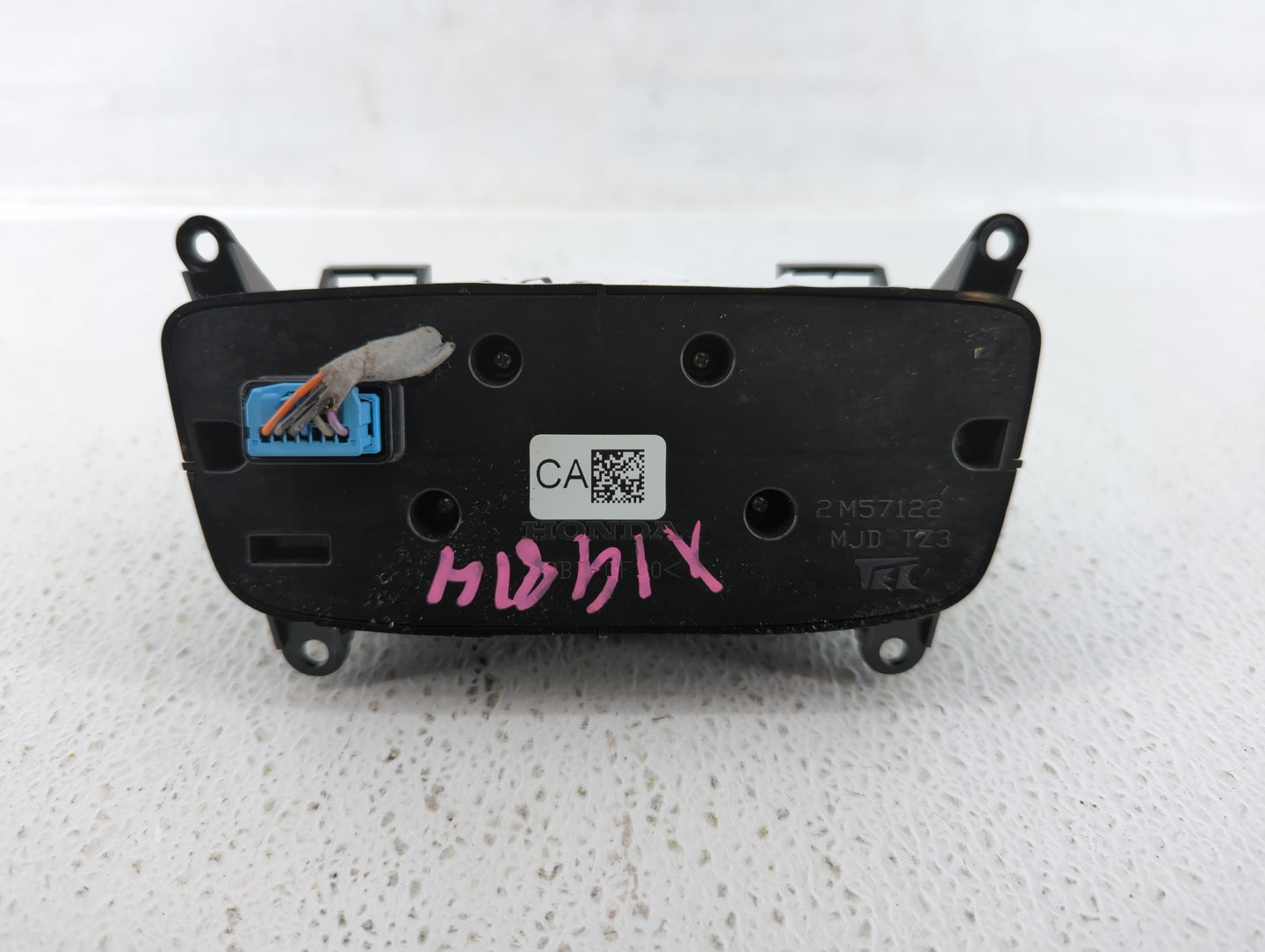 2014-2015 Hyundai Tucson Radio AM FM Cd Player Receiver Replacement P/N:96170-2S910TJP 96170-2S910TJN Fits Fits 2014 2015 OE