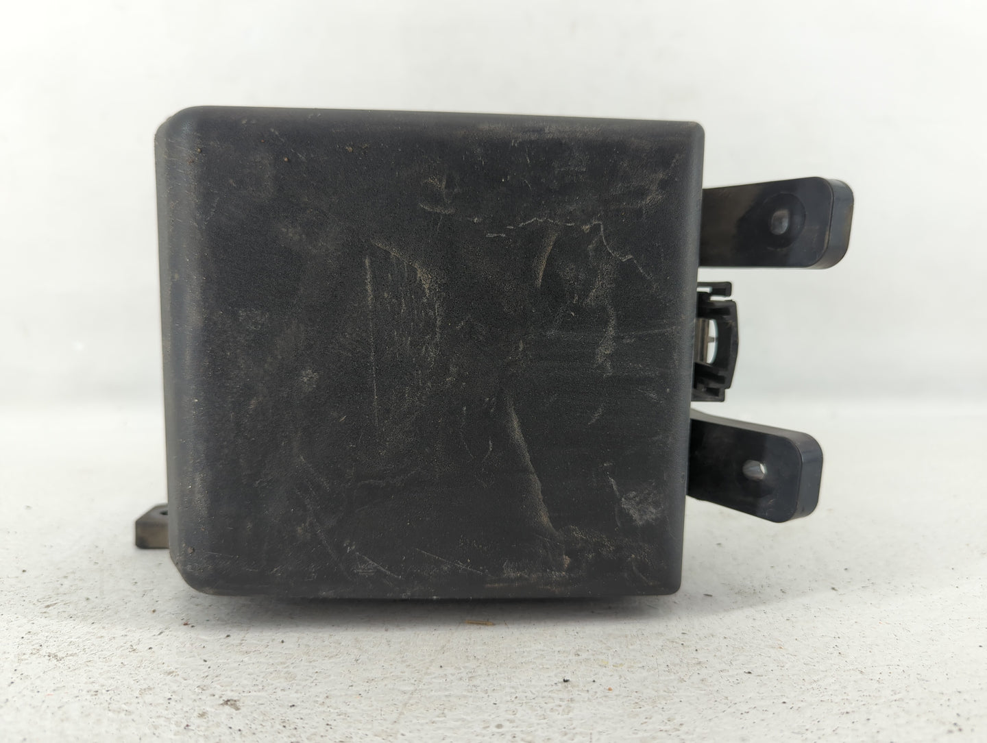2014-2015 Hyundai Tucson Fusebox Fuse Box Panel Relay Module P/N:91941-2S120 913072S480 Fits Fits 2014 2015 OEM Used Auto Pa