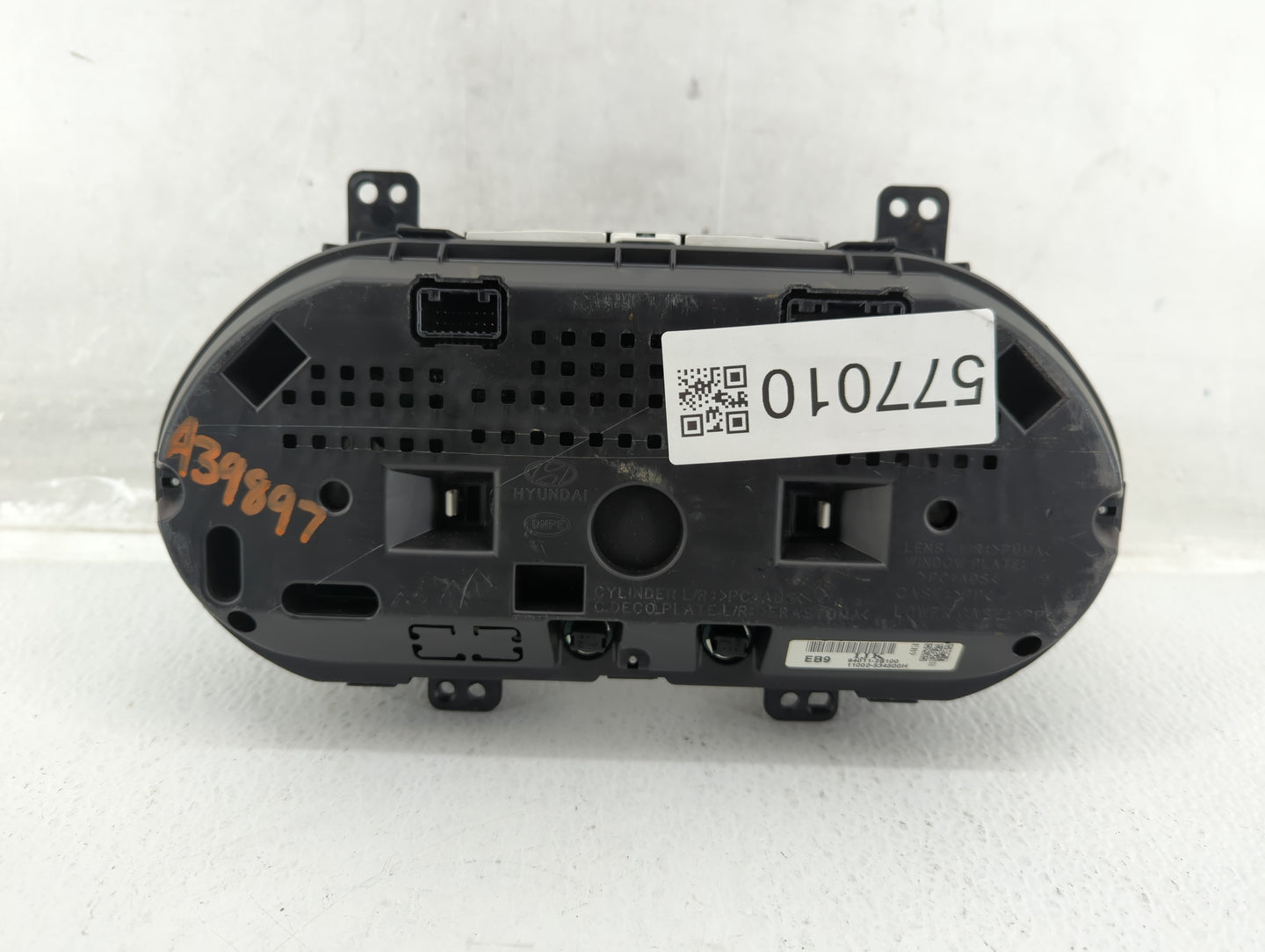 2014-2015 Hyundai Tucson Instrument Cluster Speedometer Gauges P/N:94011-2S100 Fits Fits 2014 2015 OEM Used Auto Parts - Oem