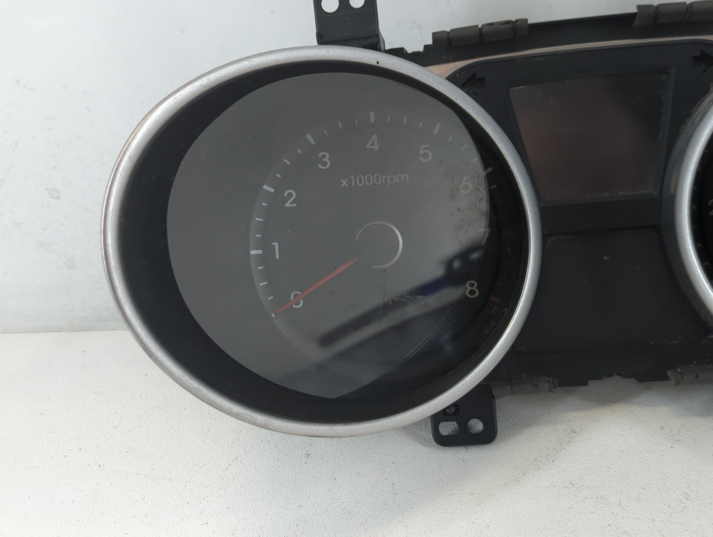 2014-2015 Hyundai Tucson Instrument Cluster Speedometer Gauges P/N:94011-2S080 Fits Fits 2014 2015 OEM Used Auto Parts - Oem