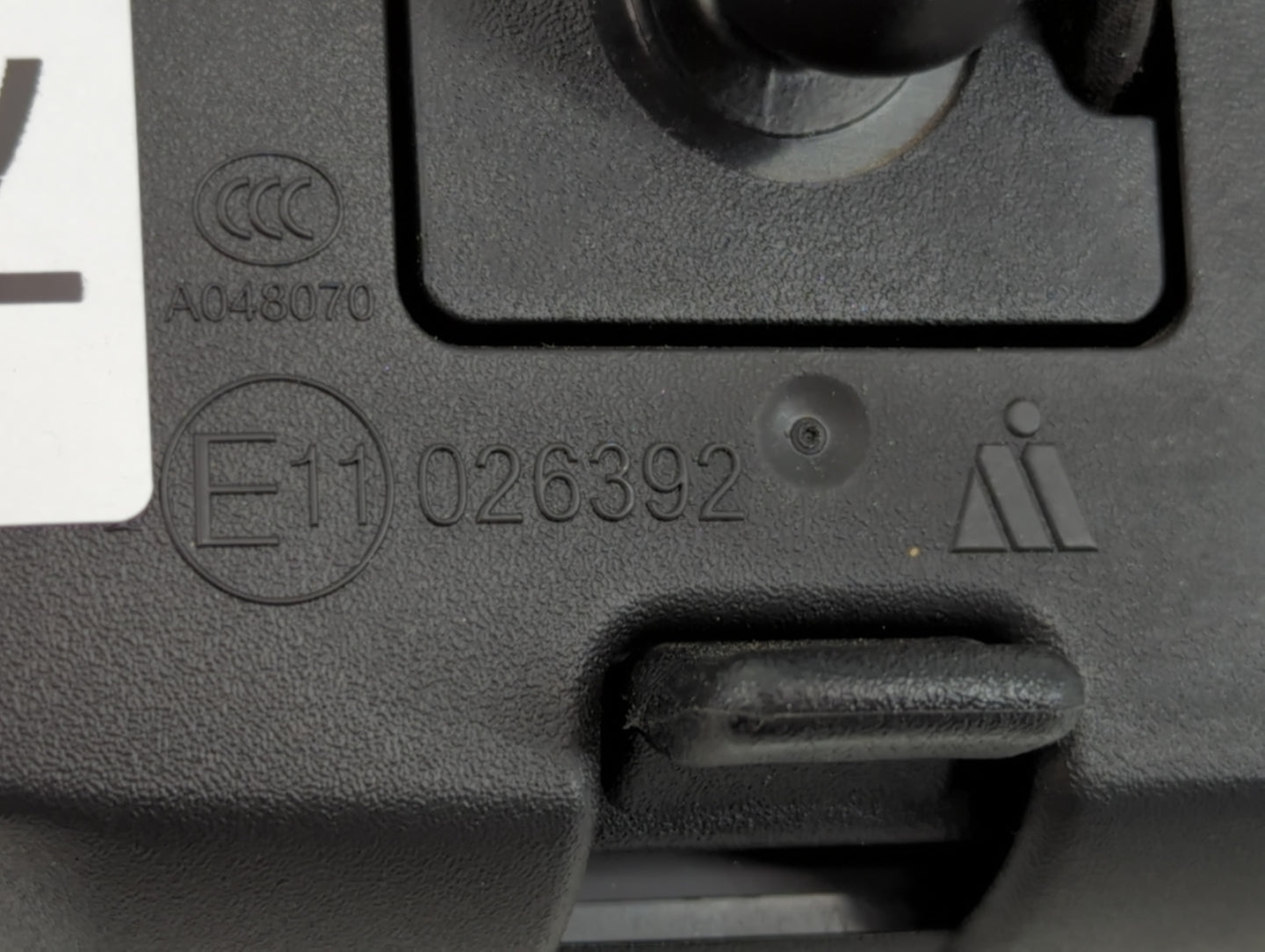 2009-2022 Hyundai Tucson Interior Rear View Mirror Replacement OEM P/N:E11026392 Fits OEM Used Auto Parts - Oemusedautoparts