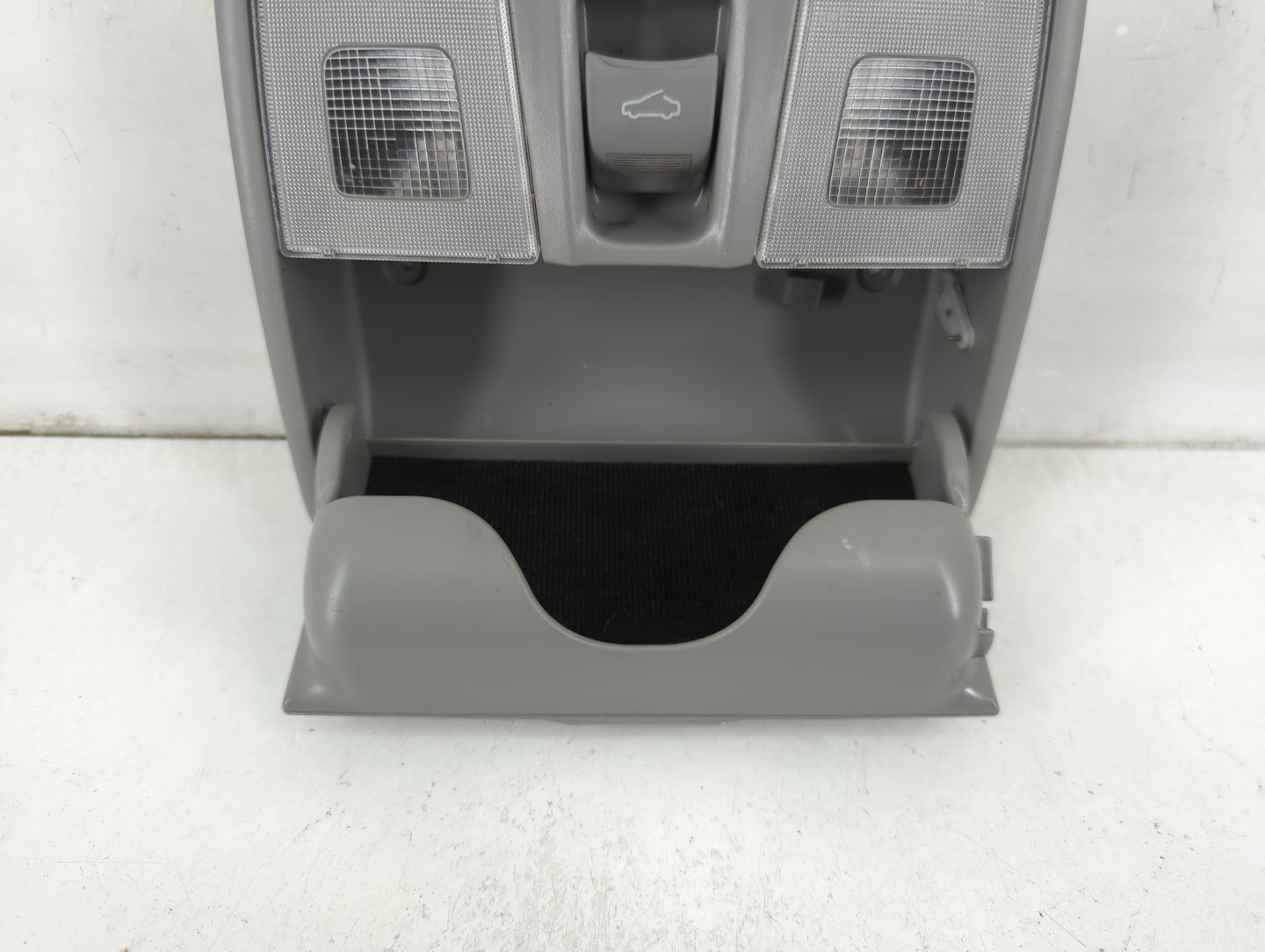 2012-2017 Hyundai Veloster Overhead Roof Console Interior Dome Light - Oemusedautoparts1.com