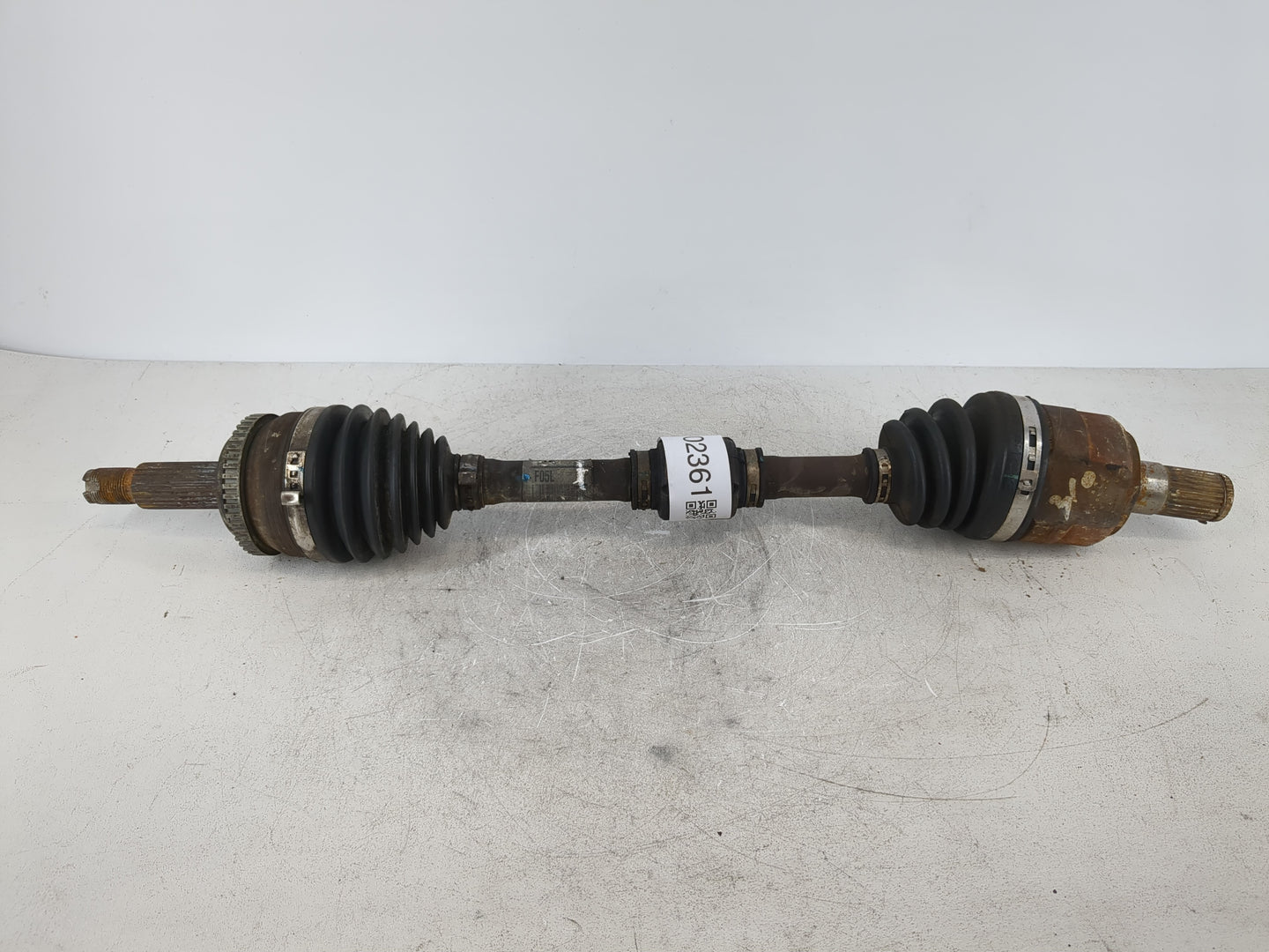 2013-2015 Hyundai Veloster Axle Shaft Front Driver Cv C/v - Oemusedautoparts1.com