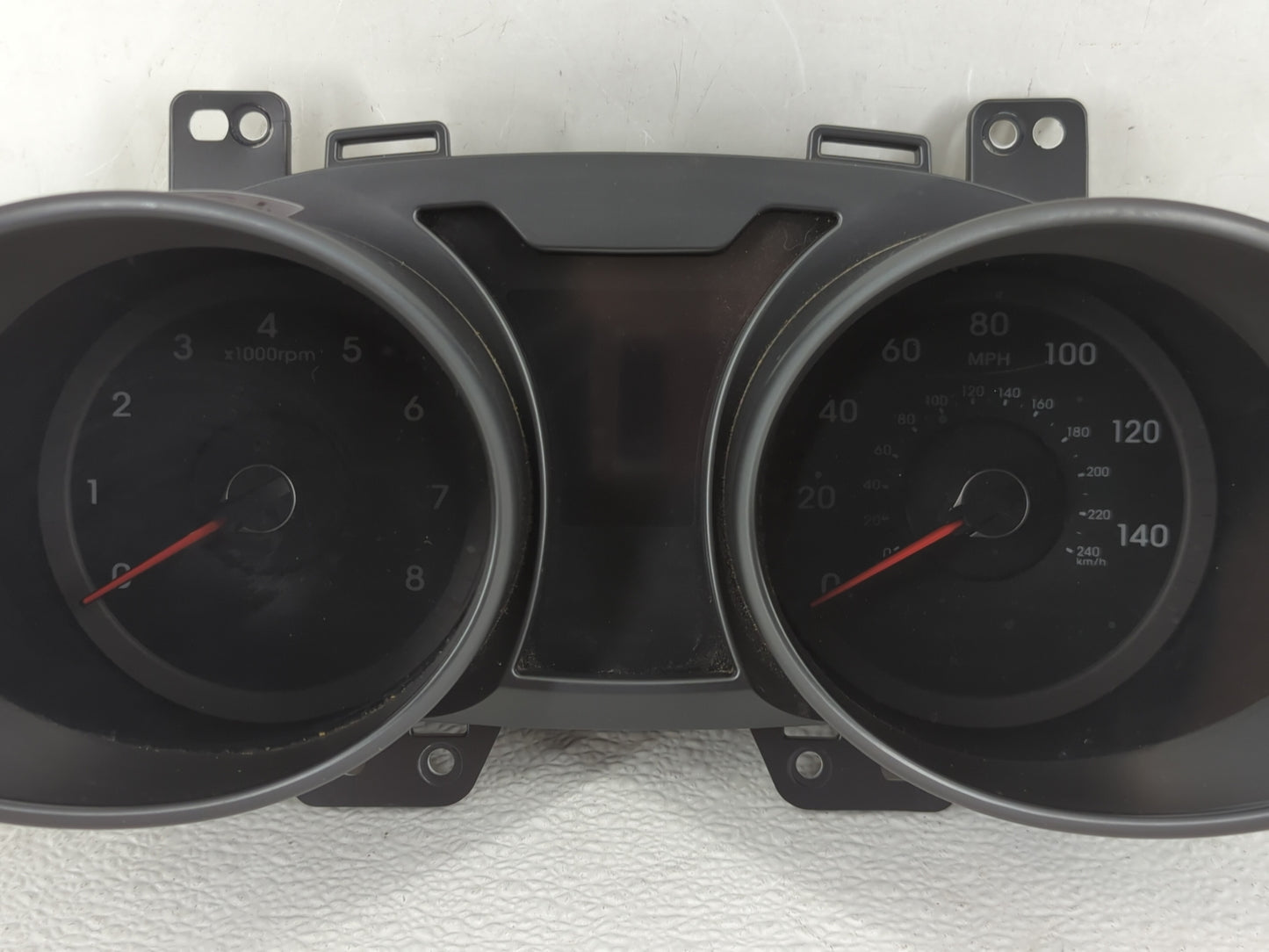 2012-2015 Hyundai Veloster Instrument Cluster Speedometer Gauges P/N:94001-2V321PD5 Fits Fits 2012 2013 2014 2015 OEM Used A