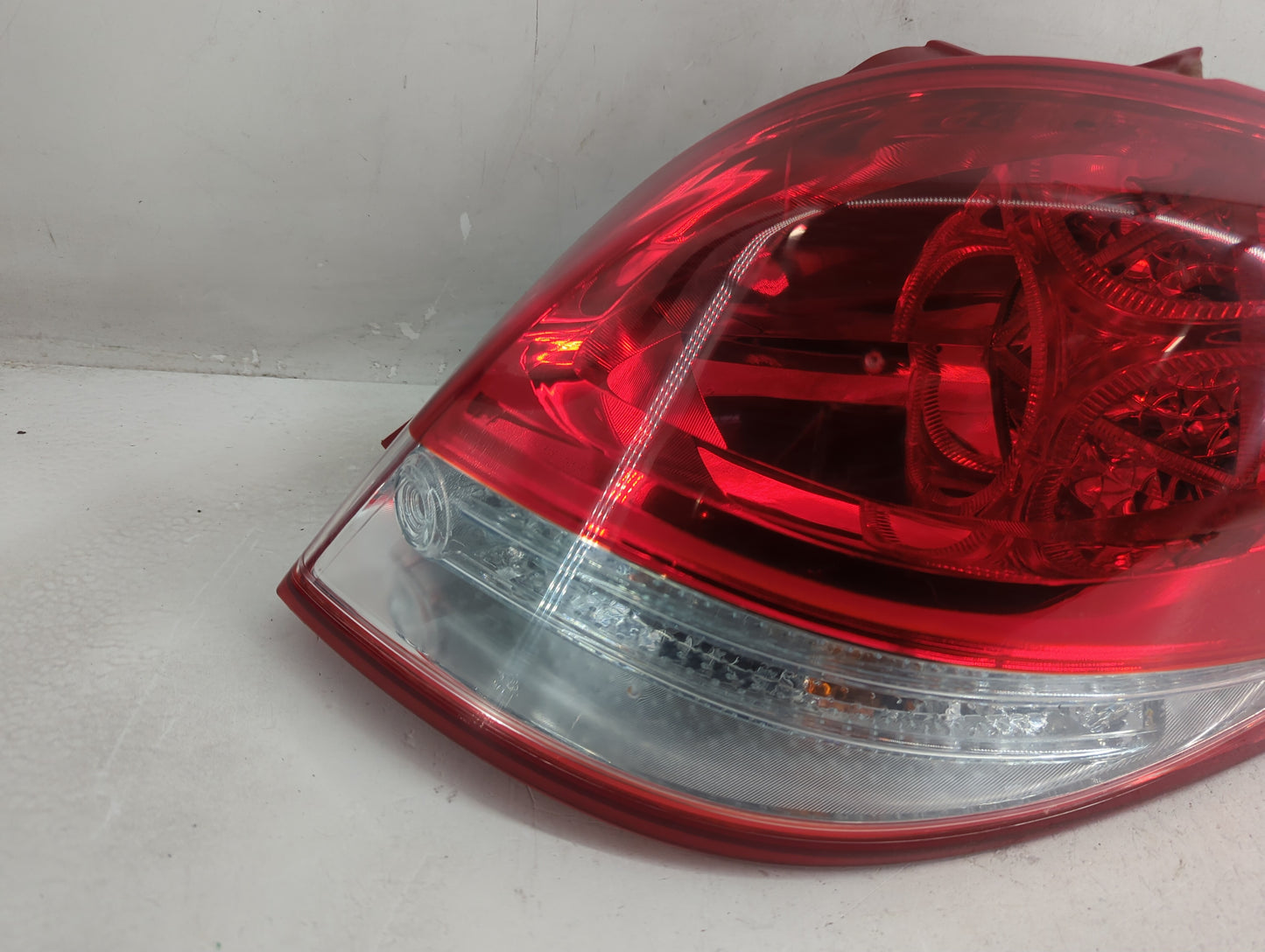 2012-2017 Hyundai Veloster Tail Light Assembly Passenger Right OEM Fits Fits 2012 2013 2014 2015 2016 2017 OEM Used Auto Par