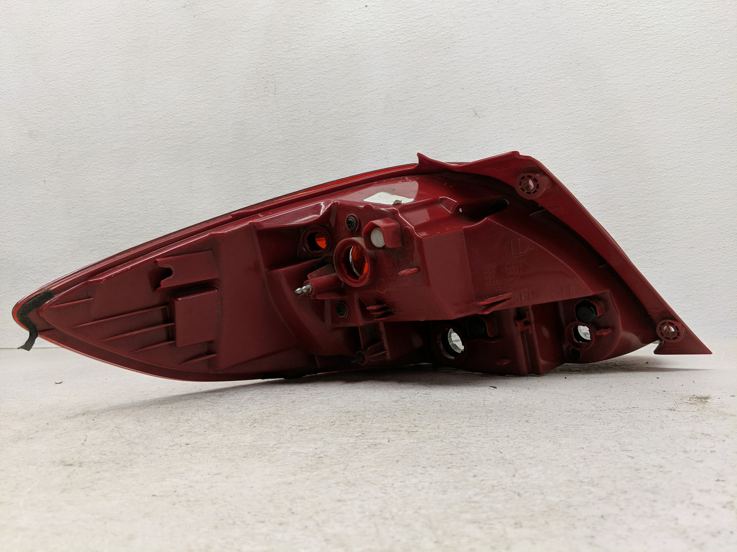 2012-2017 Hyundai Veloster Tail Light Assembly Passenger Right OEM Fits Fits 2012 2013 2014 2015 2016 2017 OEM Used Auto Par