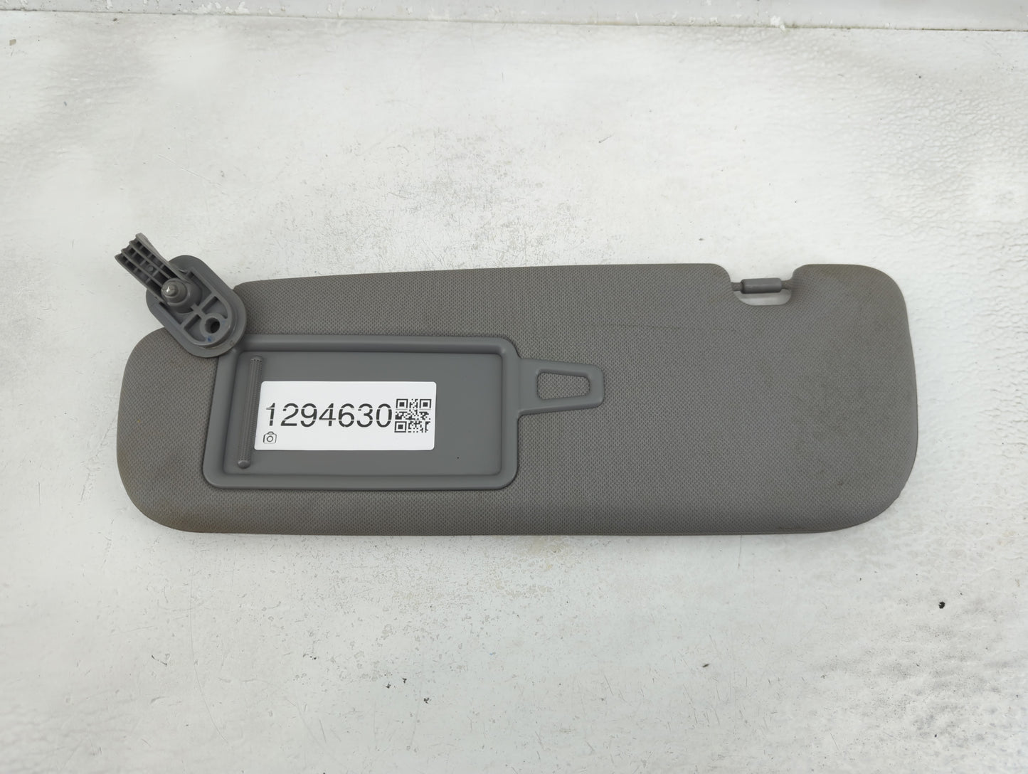 2012-2015 Hyundai Veloster Sun Visor Shade Replacement Driver Left Mirror Fits Fits 2012 2013 2014 2015 OEM Used Auto Parts 