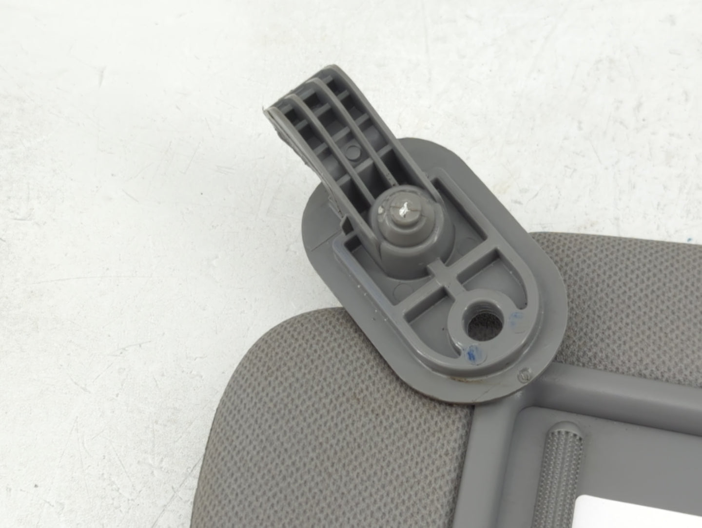 2012-2015 Hyundai Veloster Sun Visor Shade Replacement Driver Left Mirror Fits Fits 2012 2013 2014 2015 OEM Used Auto Parts 