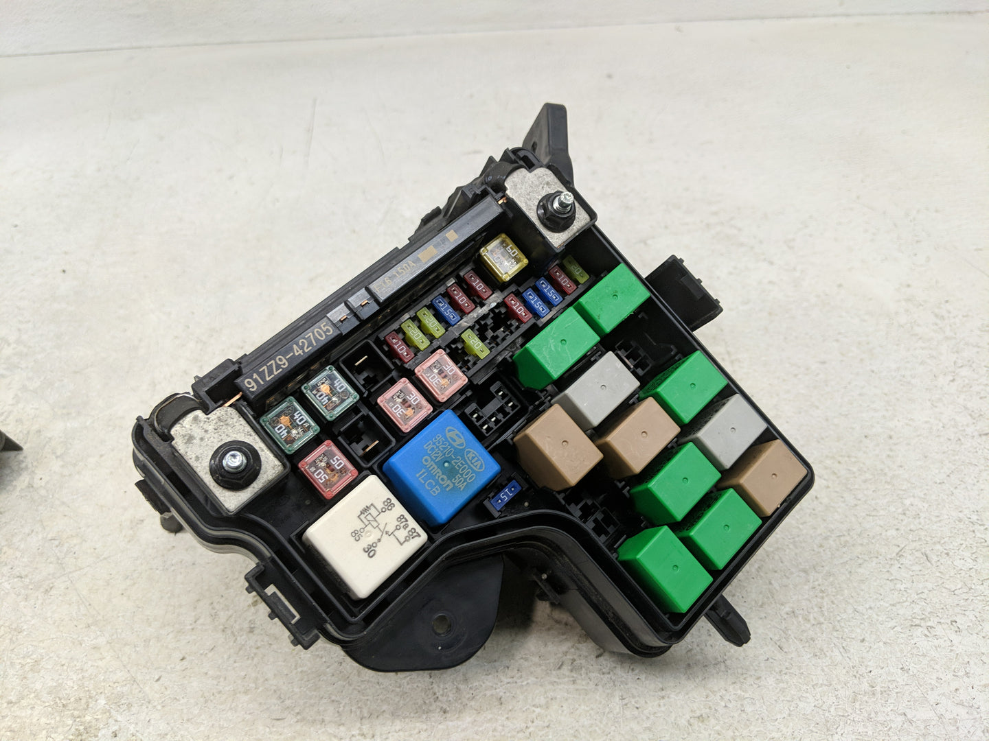 2012-2014 Hyundai Veloster Fusebox Fuse Box Panel Relay Module Fits Fits 2012 2013 2014 OEM Used Auto Parts - Oemusedautopar