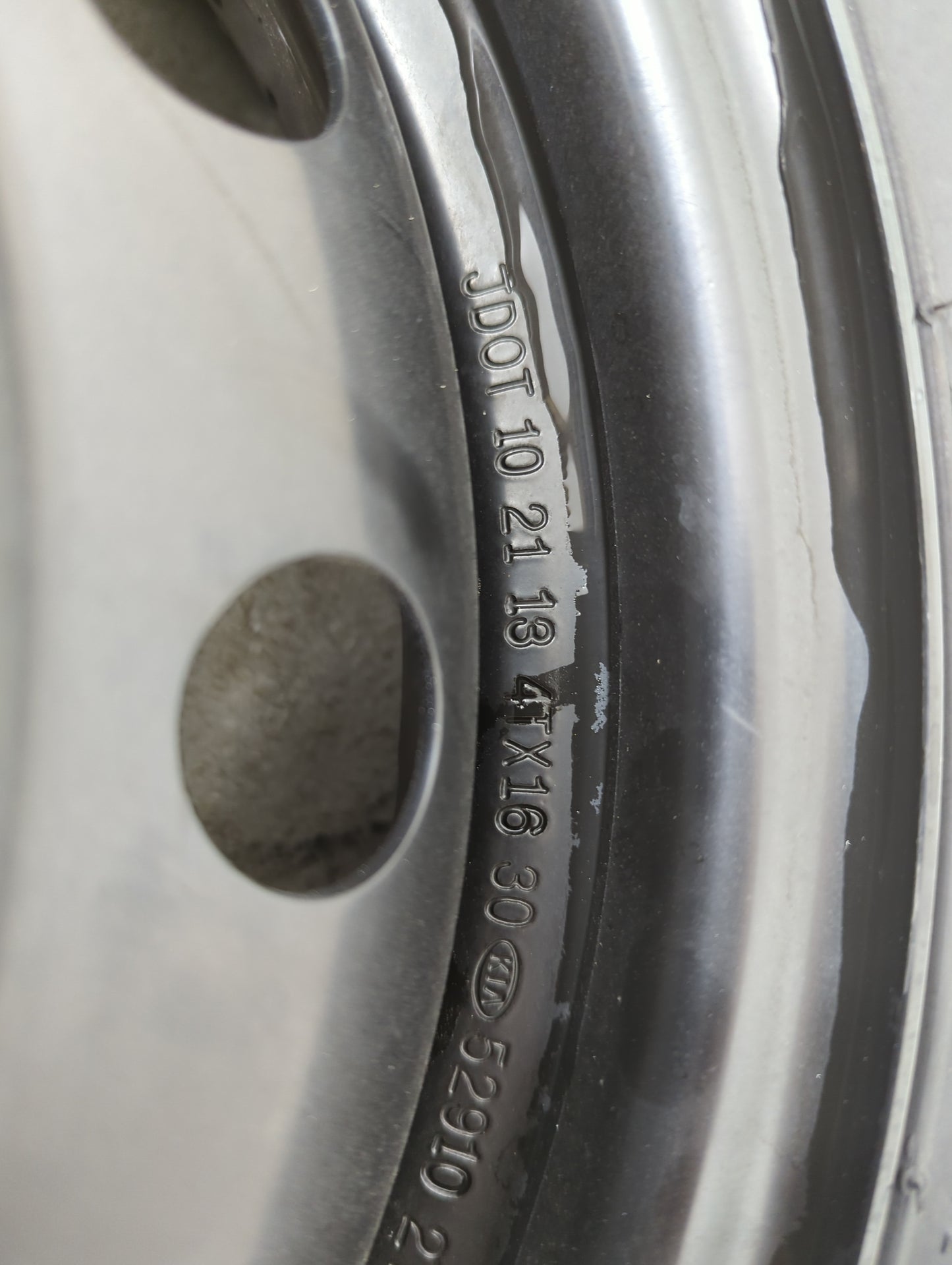 2012-2017 Hyundai Veloster Spare Donut Tire Wheel Rim Oem 1356518 - Oemusedautoparts1.com