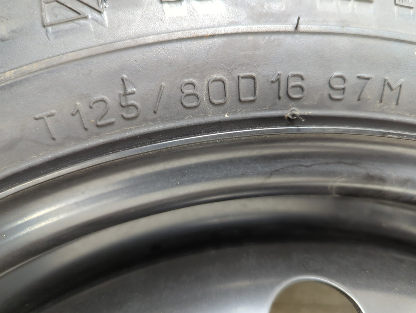 2012-2017 Hyundai Veloster Spare Donut Tire Wheel Rim Oem 1356518 - Oemusedautoparts1.com