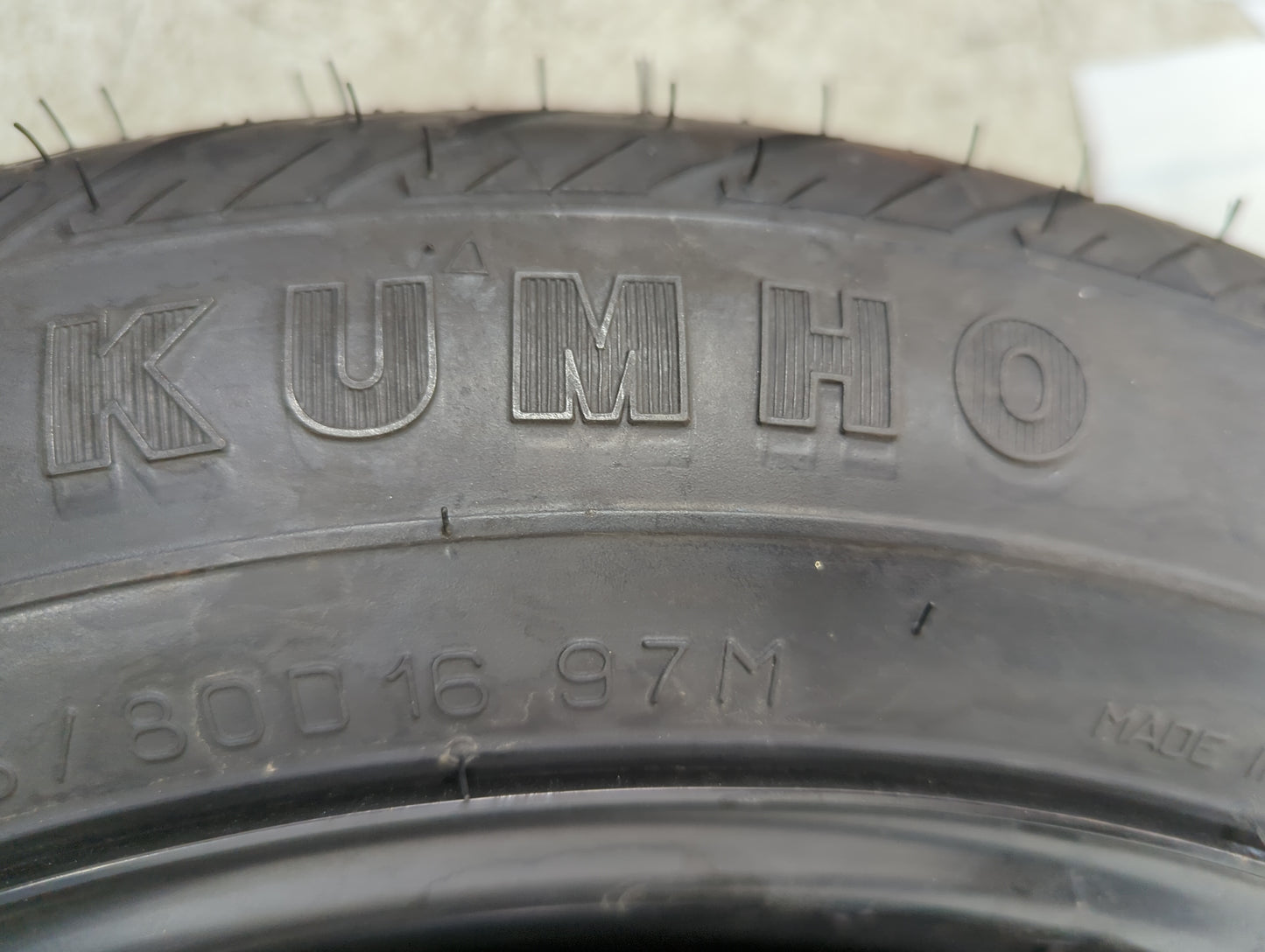 2012-2017 Hyundai Veloster Spare Donut Tire Wheel Rim Oem 1356518 - Oemusedautoparts1.com