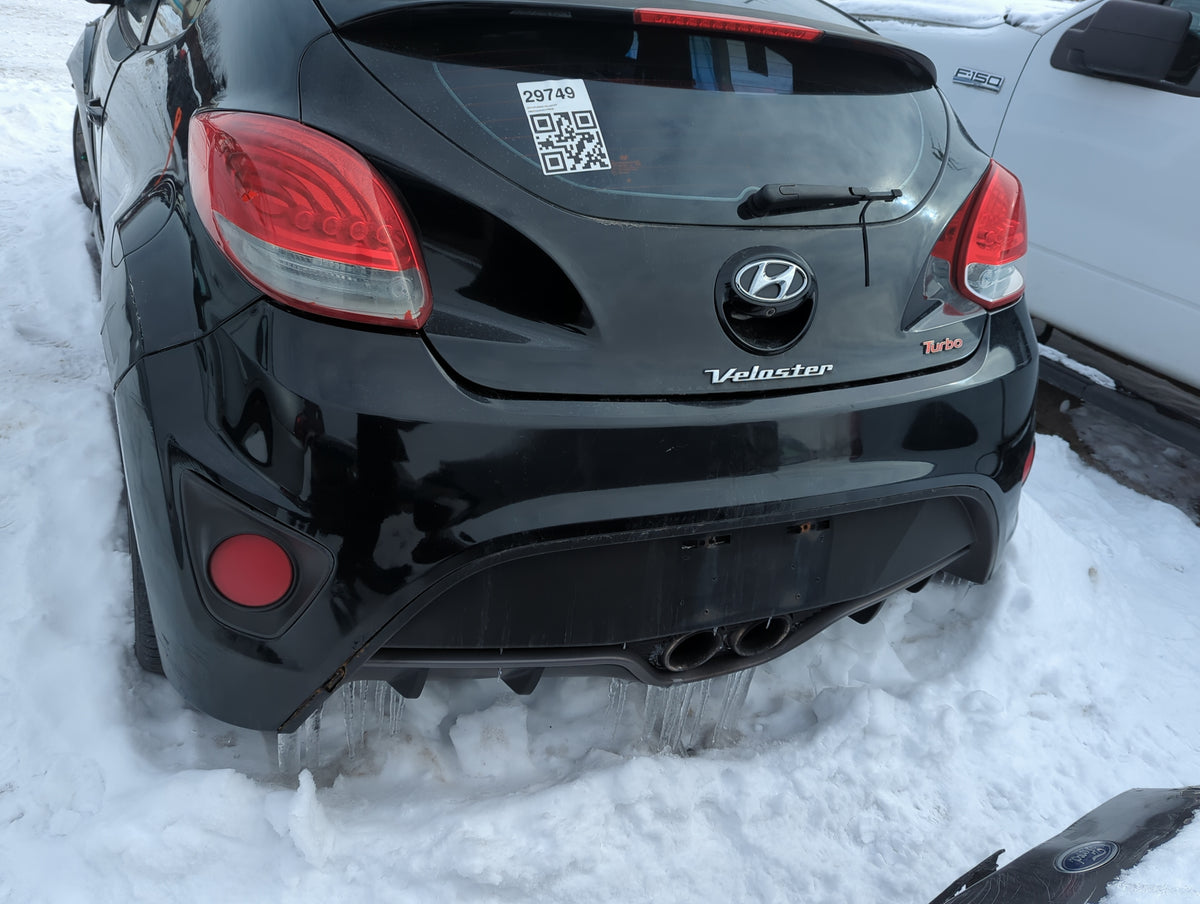 2013-2015 Hyundai Veloster Rear Bumper Assembly Oem - Oemusedautoparts1.com
