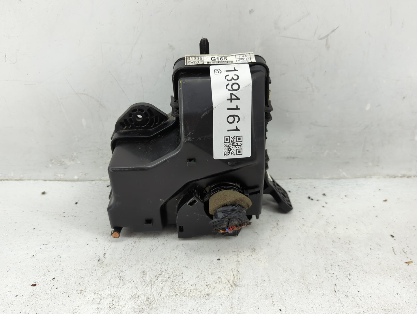 2012-2014 Hyundai Veloster Fusebox Fuse Box Panel Relay Module P/N:91236 2V017 Fits Fits 2012 2013 2014 OEM Used Auto Parts 