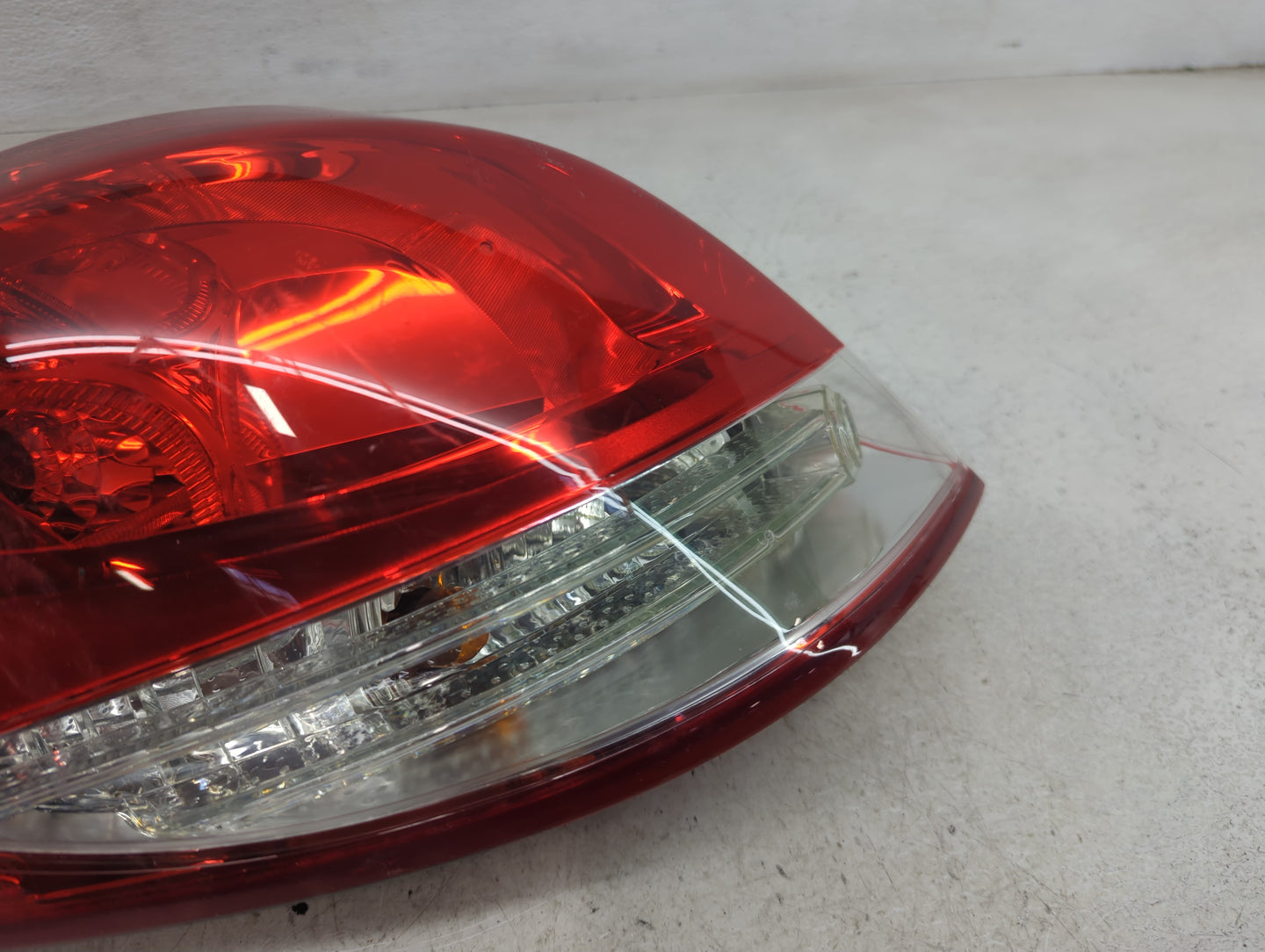 2013-2017 Hyundai Veloster Passenger Right Oem Head Light Headlight Lamp 1413979 - Oemusedautoparts1.com