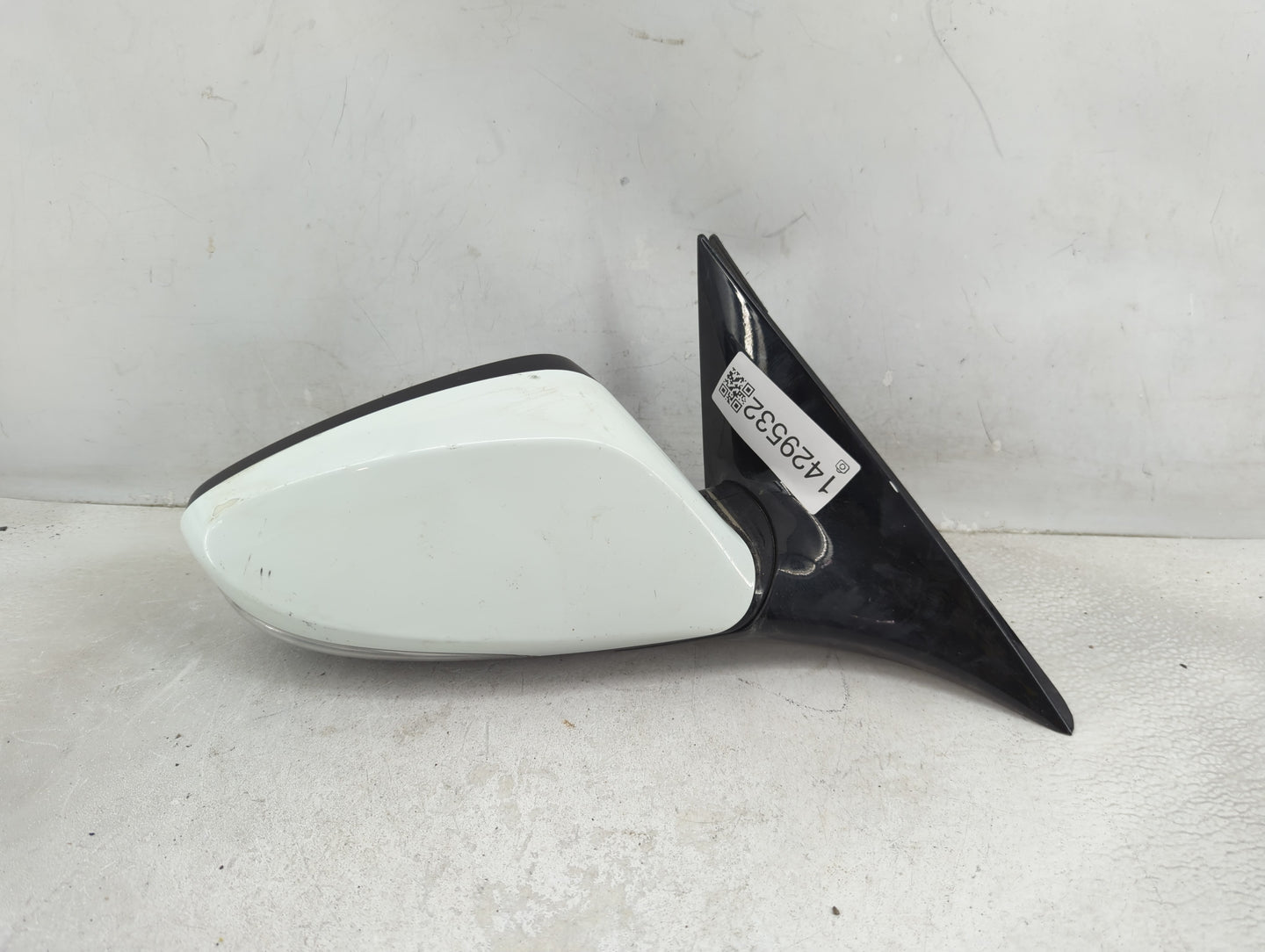 2014-2017 Hyundai Veloster Passenger Side View Mirror - Right Door Mirror OEM Used - Oemusedautoparts1.com