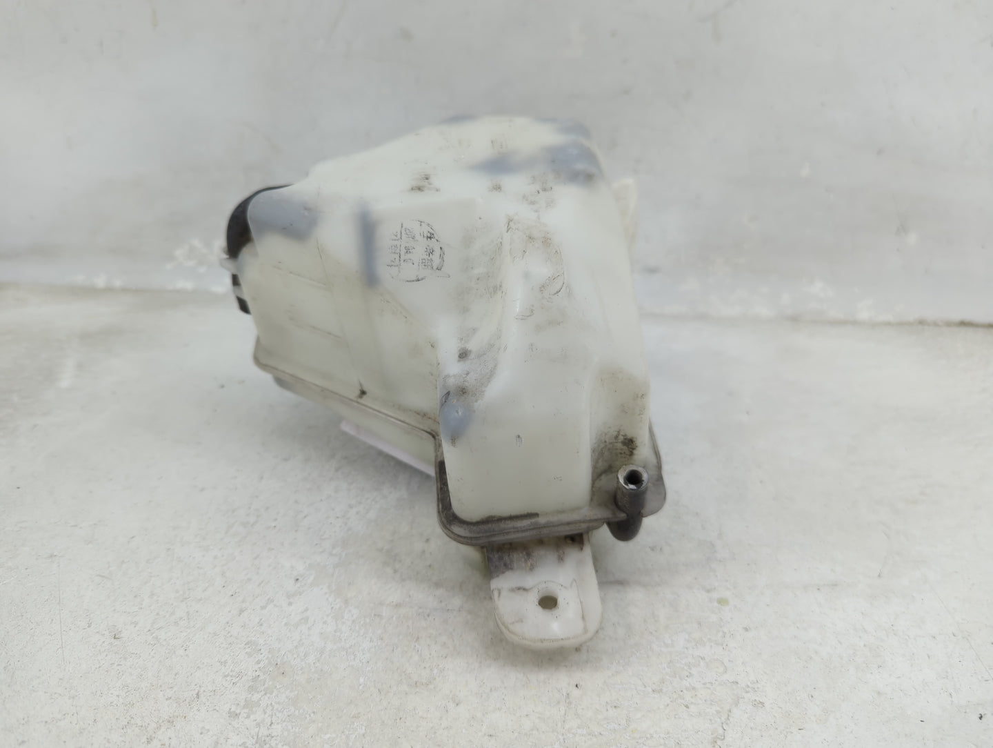 2013 Hyundai Veloster Radiator Coolant Overflow Expansion Tank Bottle 1459277 - Oemusedautoparts1.com