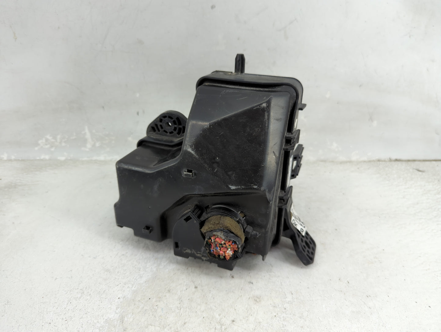2012-2014 Hyundai Veloster Fusebox Fuse Box Panel Relay Module P/N:18790-01030 N91301-2V02 Fits Fits 2012 2013 2014 OEM Used