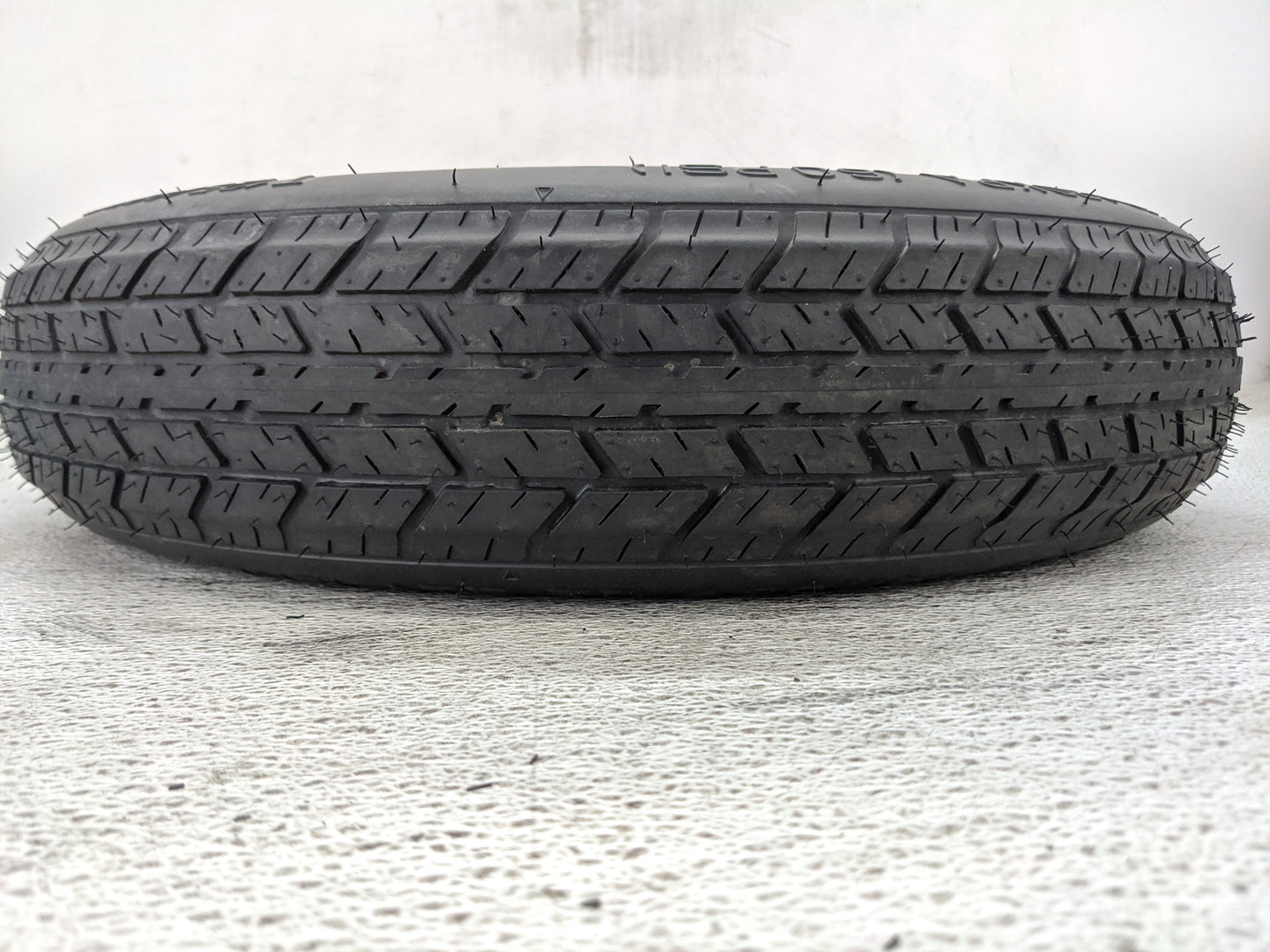 2012-2017 Hyundai Veloster Spare Donut Tire Wheel Rim Oem - Oemusedautoparts1.com