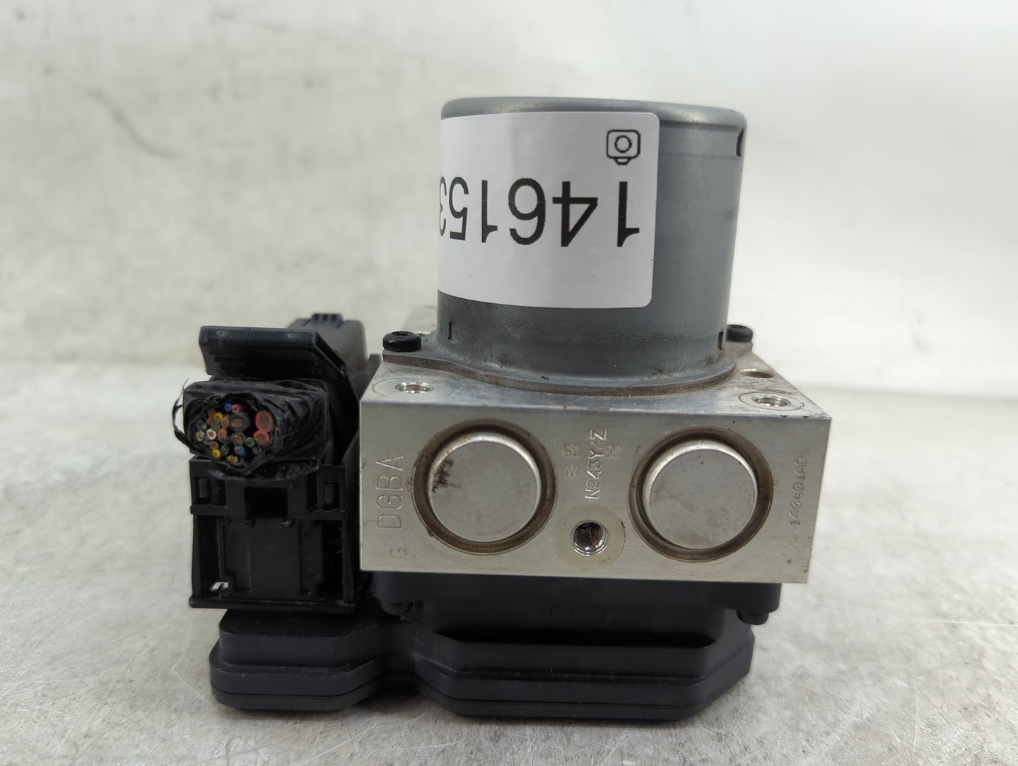 2014 Hyundai Veloster ABS Pump Control Module Replacement Fits OEM Used Auto Parts - Oemusedautoparts1.com