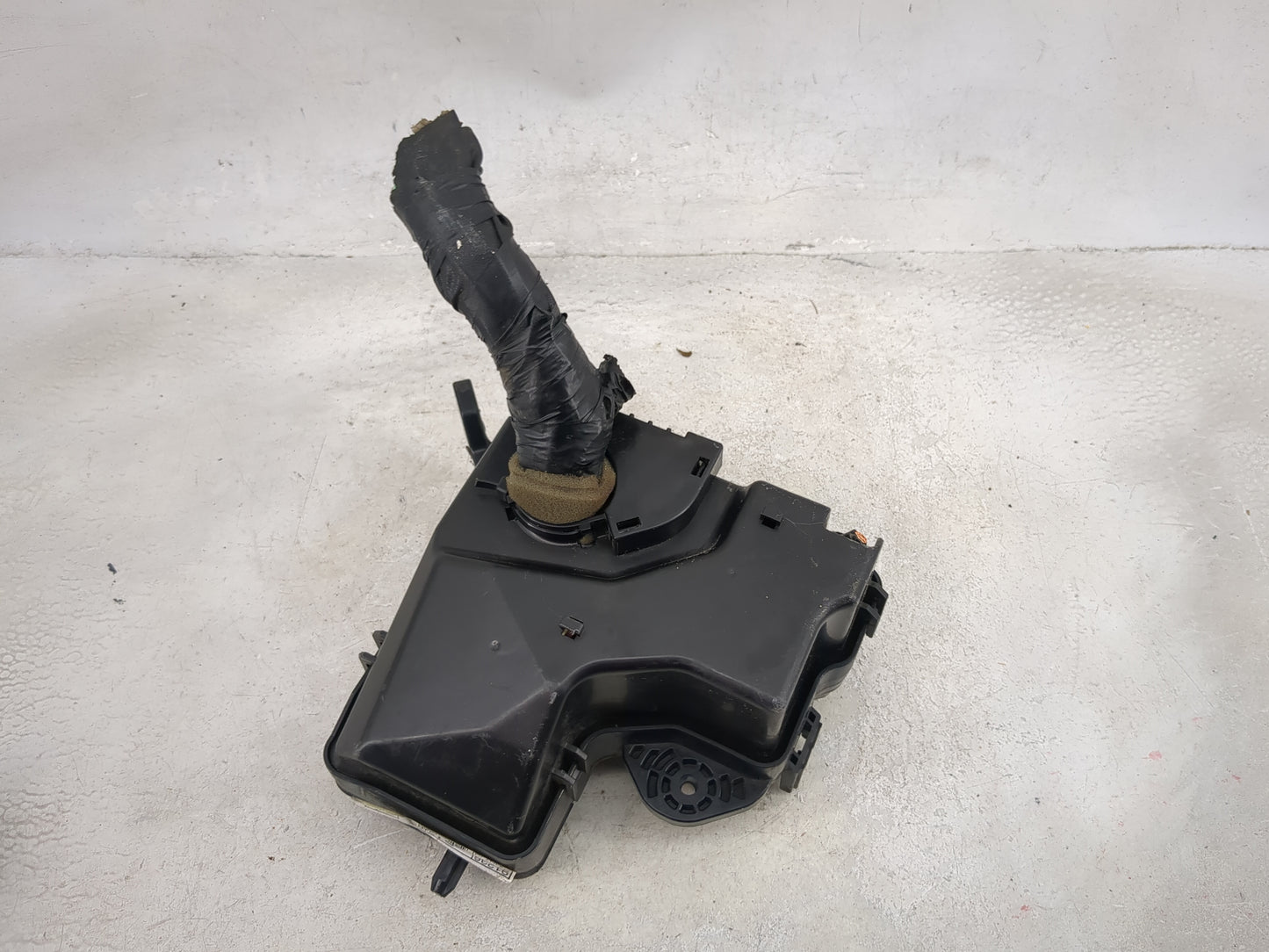 2012-2014 Hyundai Veloster Fusebox Fuse Box Panel Relay Module P/N:91236 2V057 G169, 91ZZ9-42735 Fits Fits 2012 2013 2014 OE
