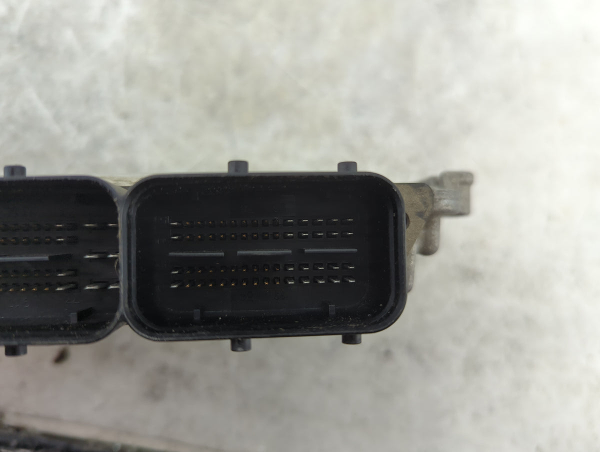 2013-2014 Hyundai Veloster PCM Engine Control Computer ECU ECM PCU OEM P/N:39101-2BBR3 39110-2BBR3, MED17.9.8 Fits Fits 2013