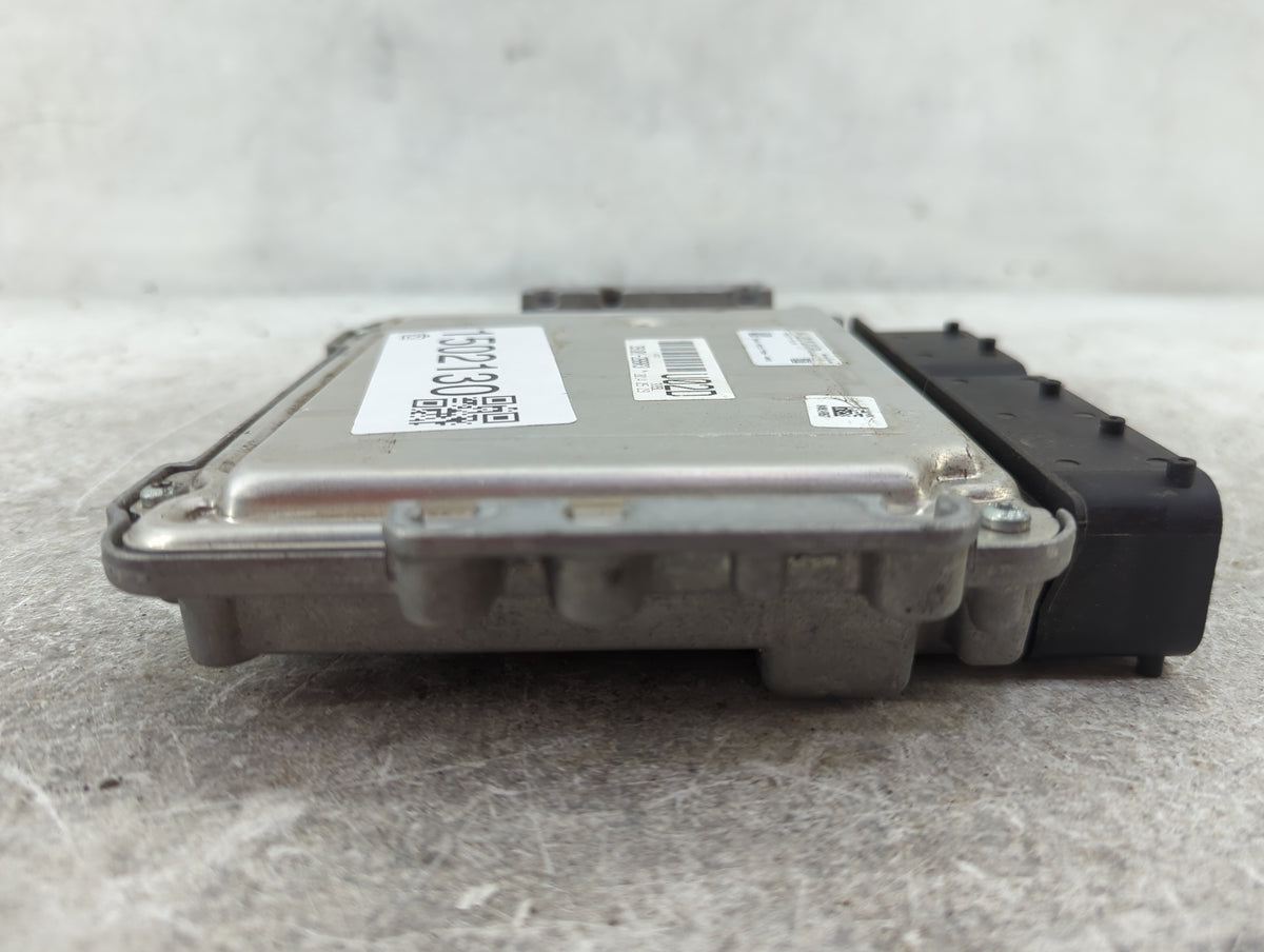 2013-2014 Hyundai Veloster PCM Engine Control Computer ECU ECM PCU OEM P/N:39101-2BBR3 39110-2BBR3, MED17.9.8 Fits Fits 2013