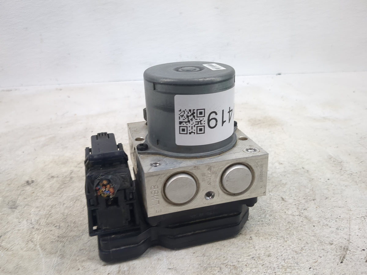 2014 Hyundai Veloster Anti-Lock Brake ABS Pump Module Actuator OEM P/N:58920-2V470 BE6003G606 Fits OEM Used Auto Parts - Oem