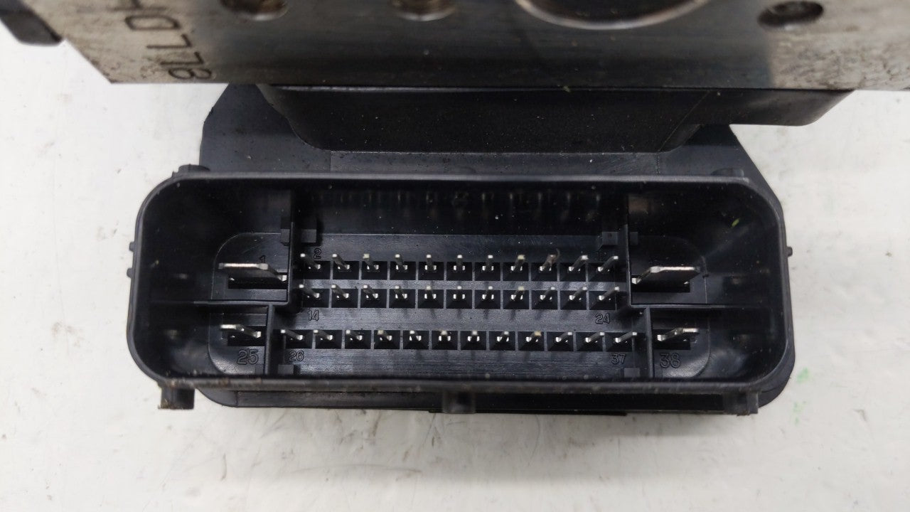 2014 Hyundai Veloster ABS Pump Control Module Replacement P/N:58920-2V470 Fits OEM Used Auto Parts - Oemusedautoparts1.com