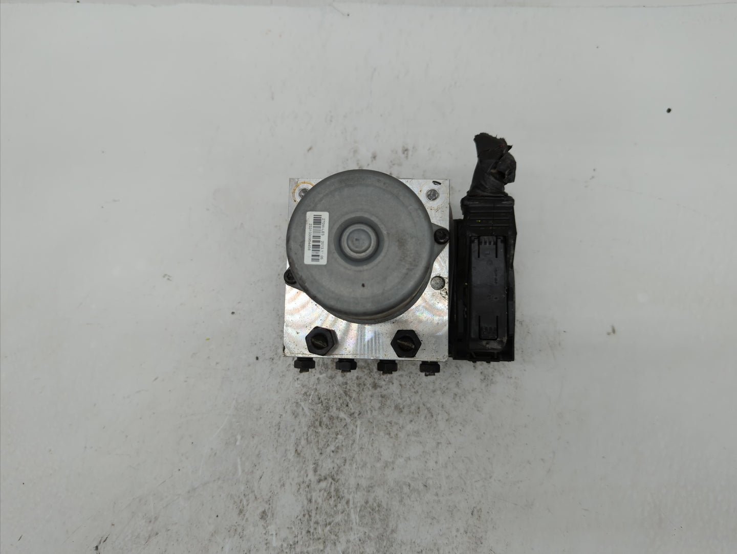 2014 Hyundai Veloster ABS Pump Control Module Replacement P/N:58920-2V470 Fits OEM Used Auto Parts - Oemusedautoparts1.com
