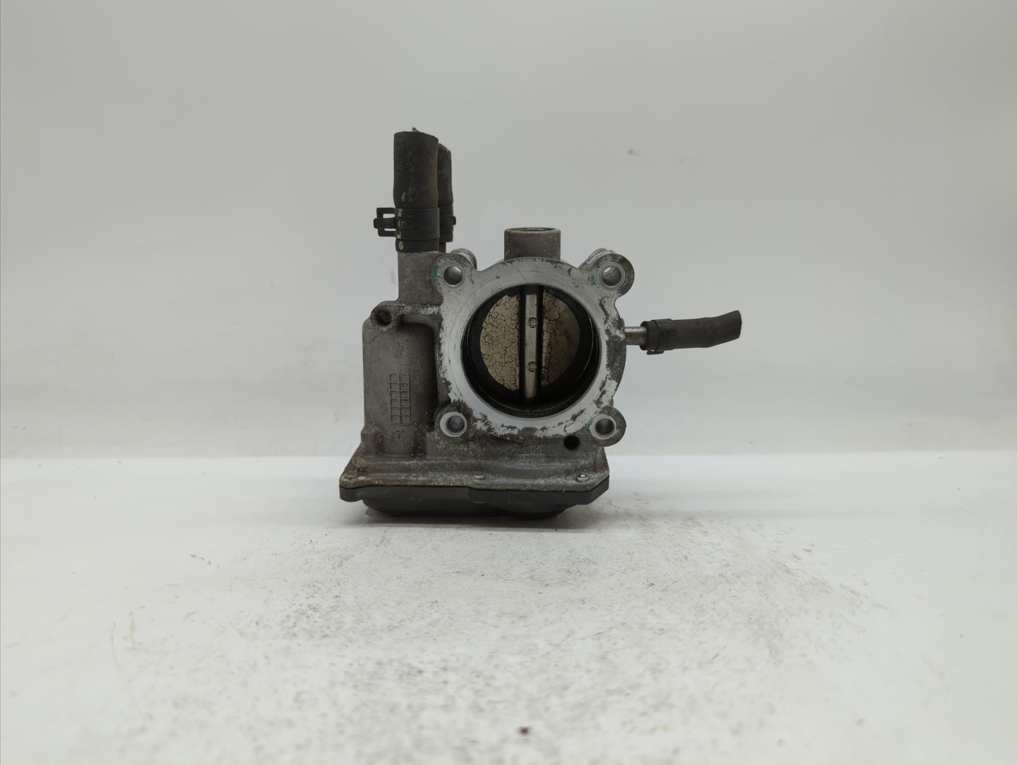 2012-2017 Hyundai Veloster Throttle Body P/N:35100-2B310 5302-1S02, 35100-2B300 Fits Fits 2012 2013 2014 2015 2016 2017 2018